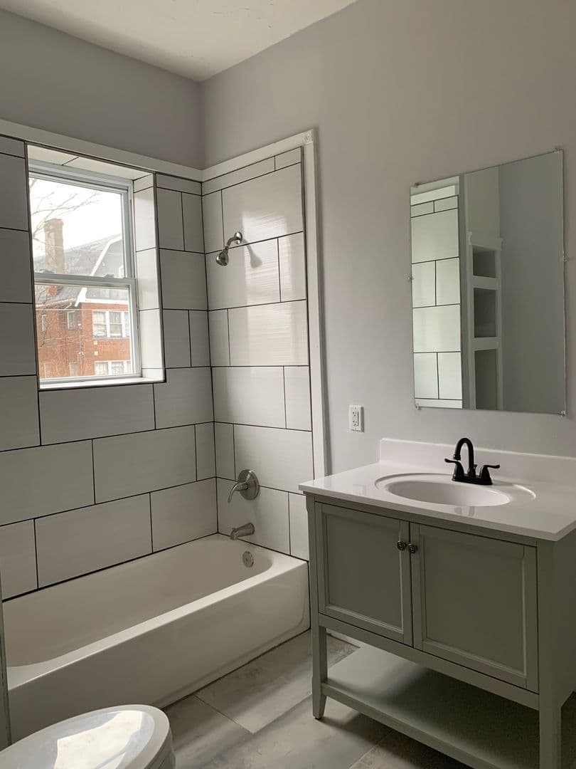 cincinnati House: 302 Forest Avenue