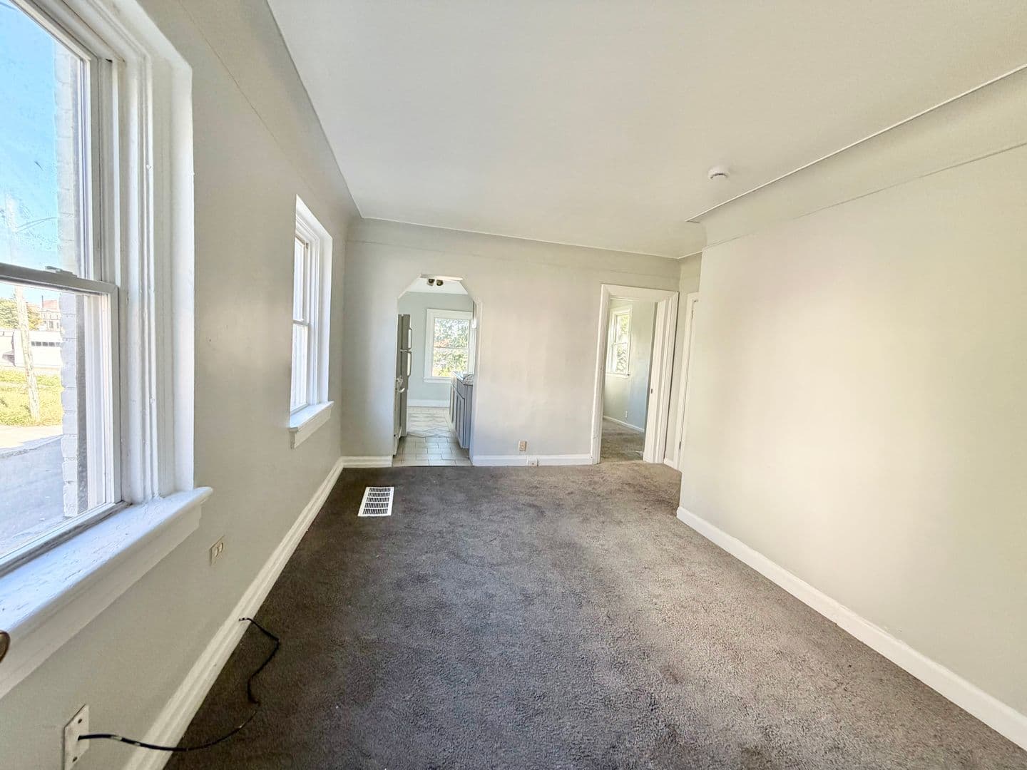 Cincinnati Apartment: 2316 Kenton St