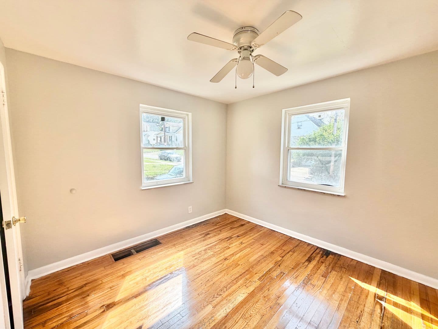 cincinnati House: 1280 Henkel Dr.