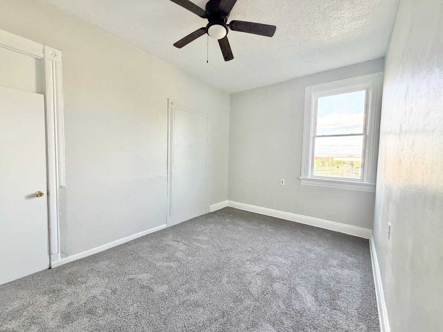 Cincinnati Apartment: 3627 Montgomery Rd.