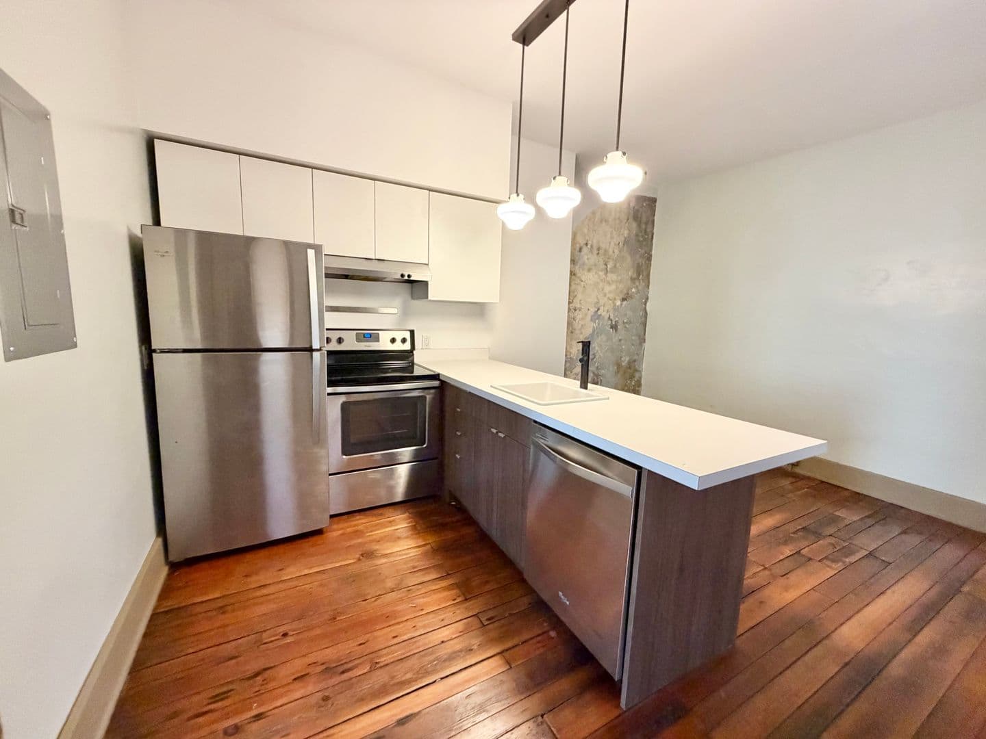 Cincinnati Apartment: 512 E. 12th St