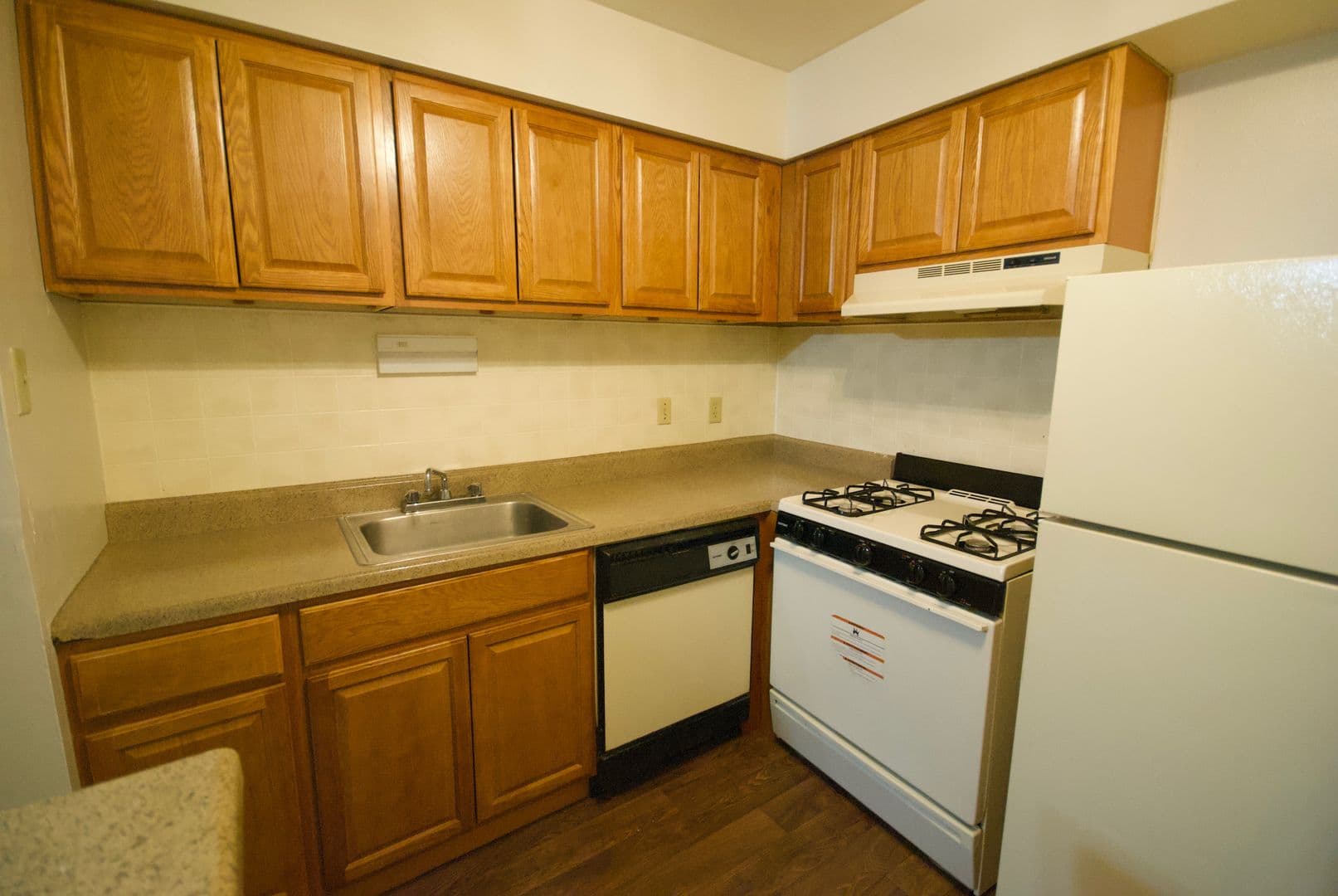 Florissant Apartment: 2990 Santiago Drive