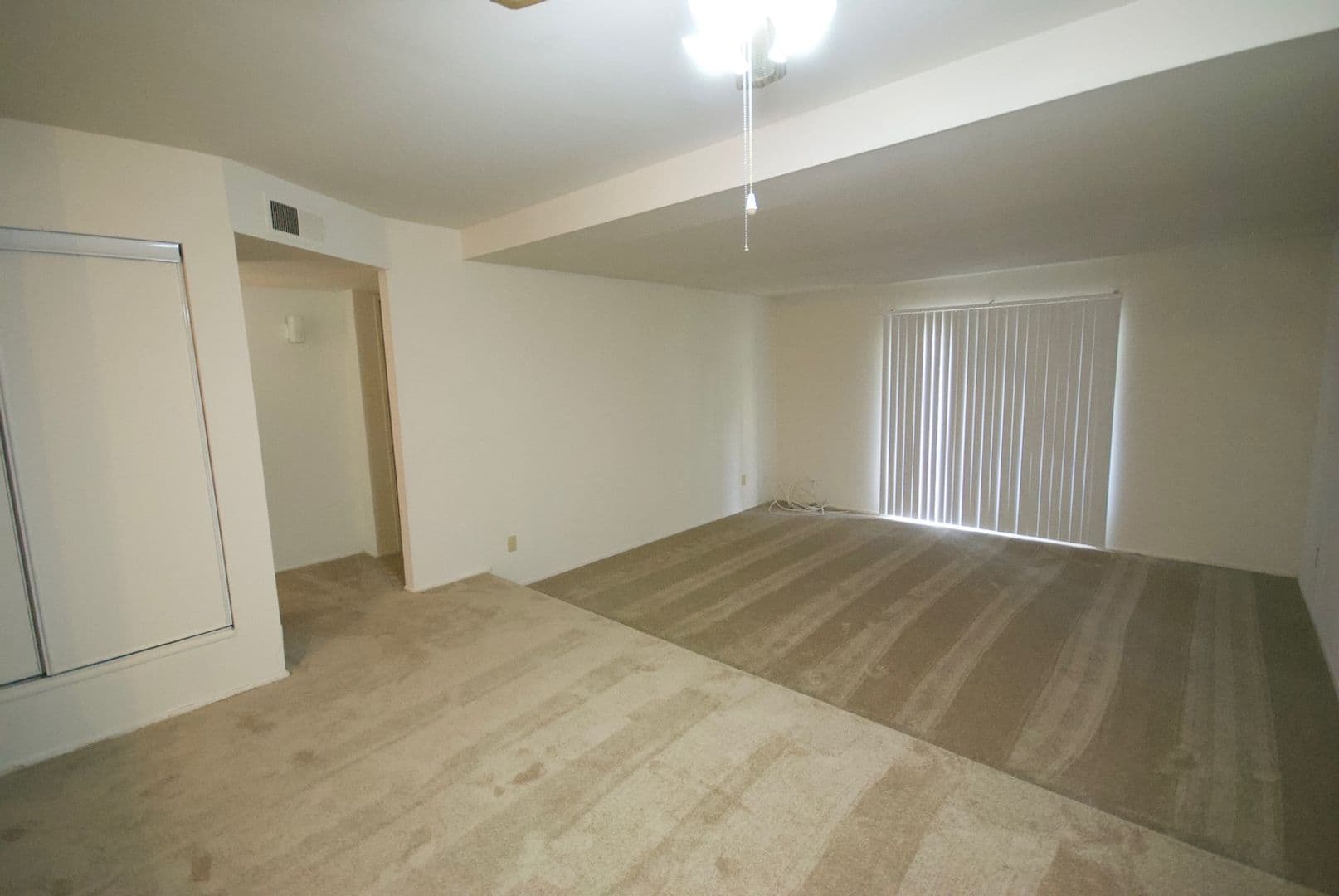 Florissant Apartment: 2990 Santiago Drive