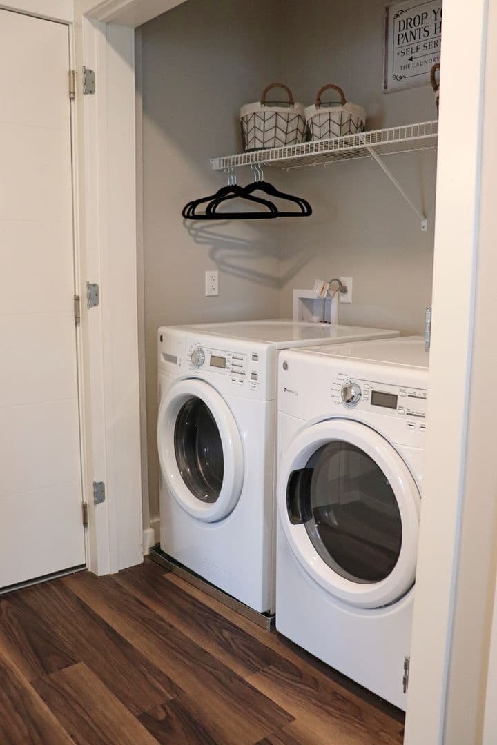 Edwardsville Apartment: 1010 Enclave Boulevard