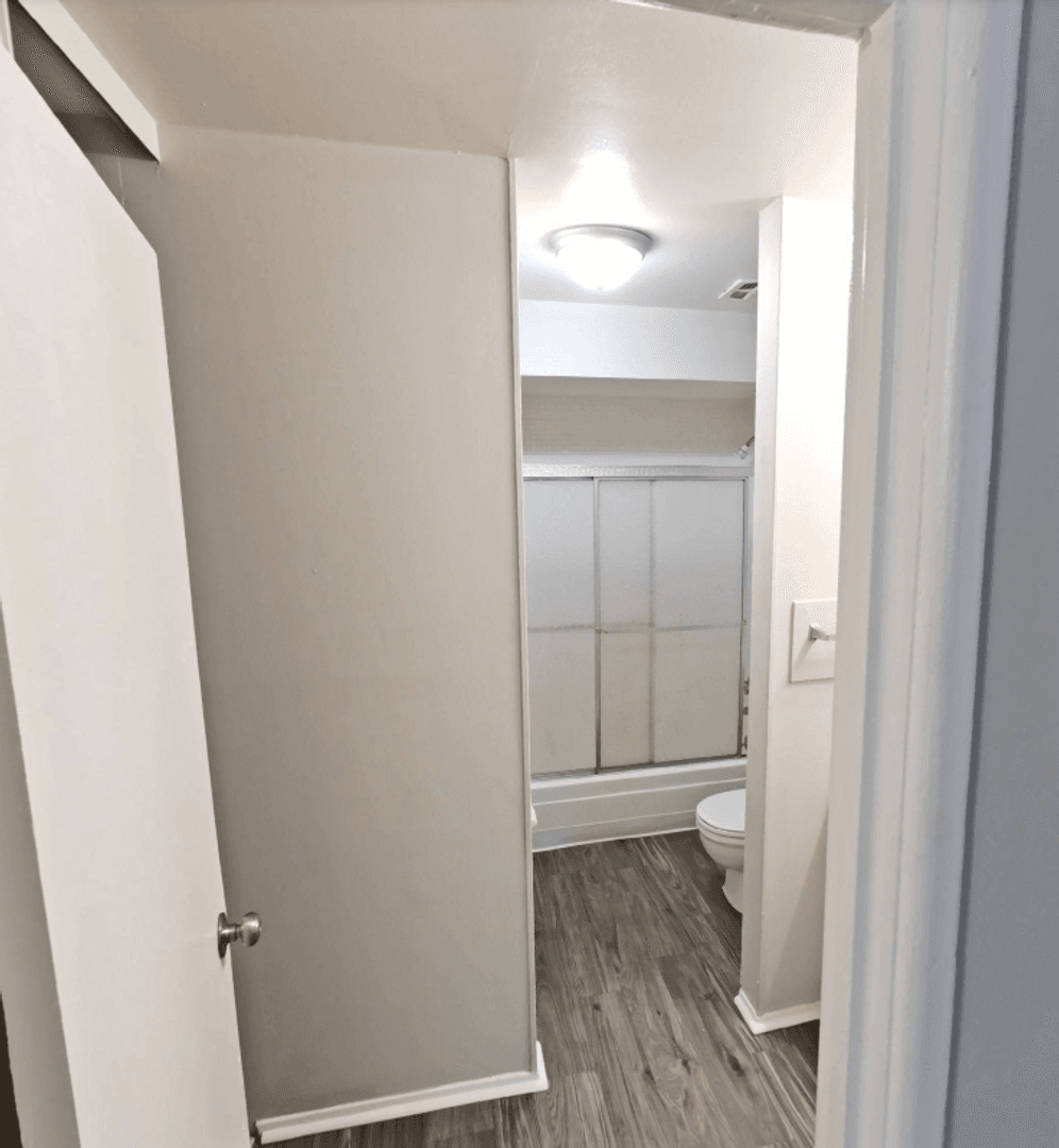 Florissant Apartment: 2990 Santiago Drive