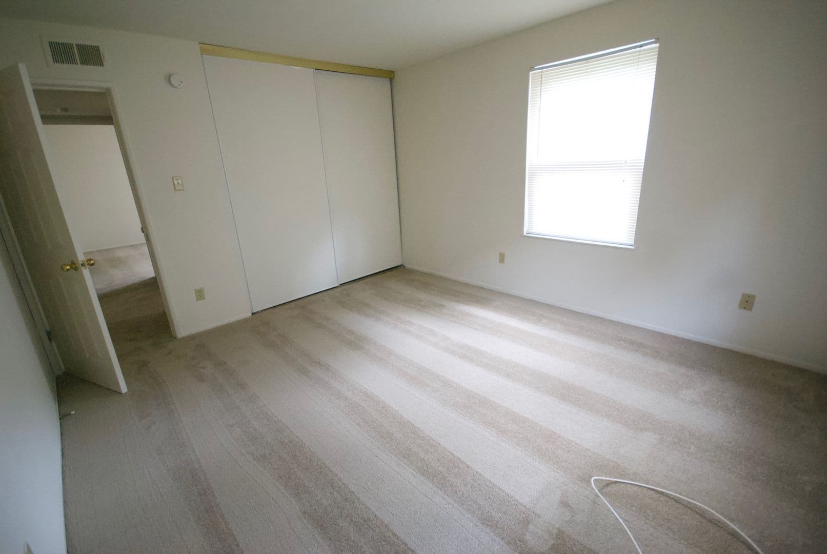 Florissant Apartment: 2990 Santiago Drive