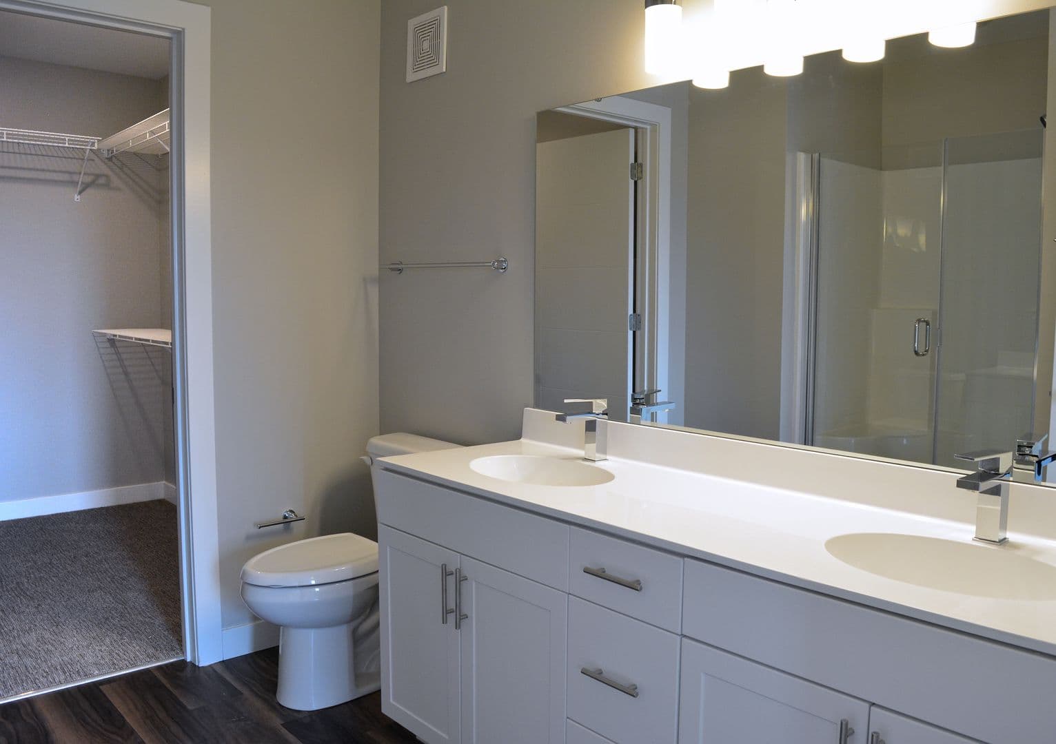 Edwardsville Apartment: 1010 Enclave Boulevard