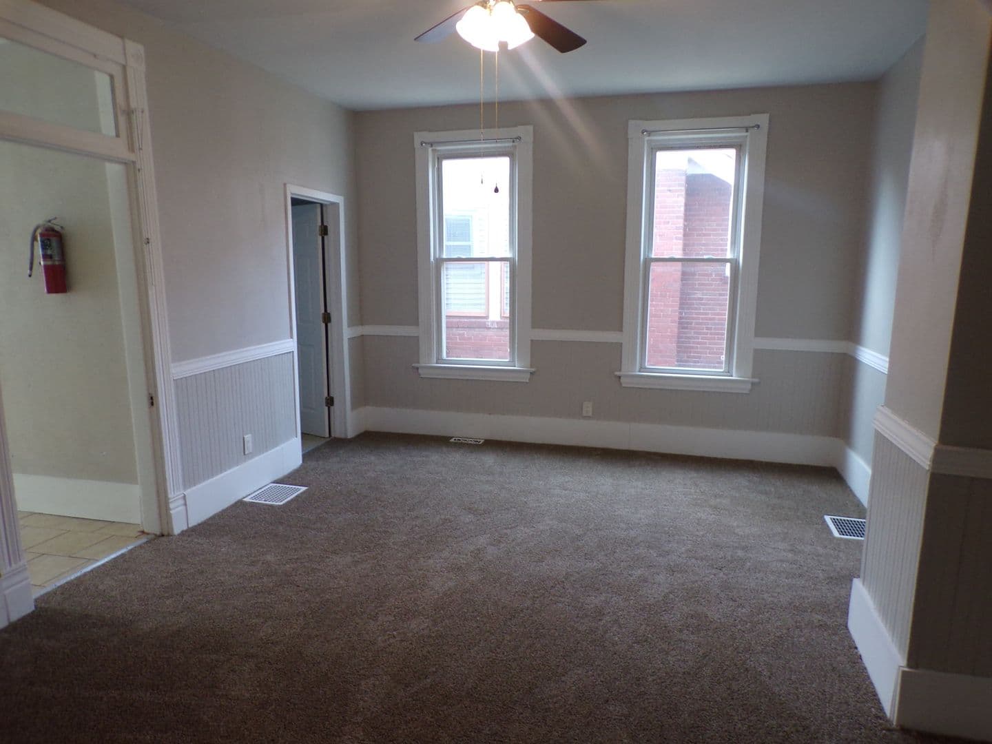 Edwardsville Apartment: 505 N Main St