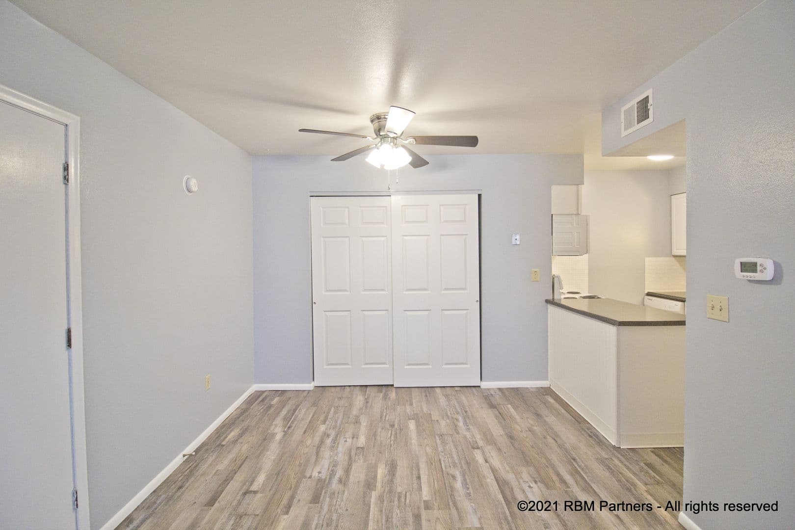 Edwardsville Apartment: 30 Devon Ct