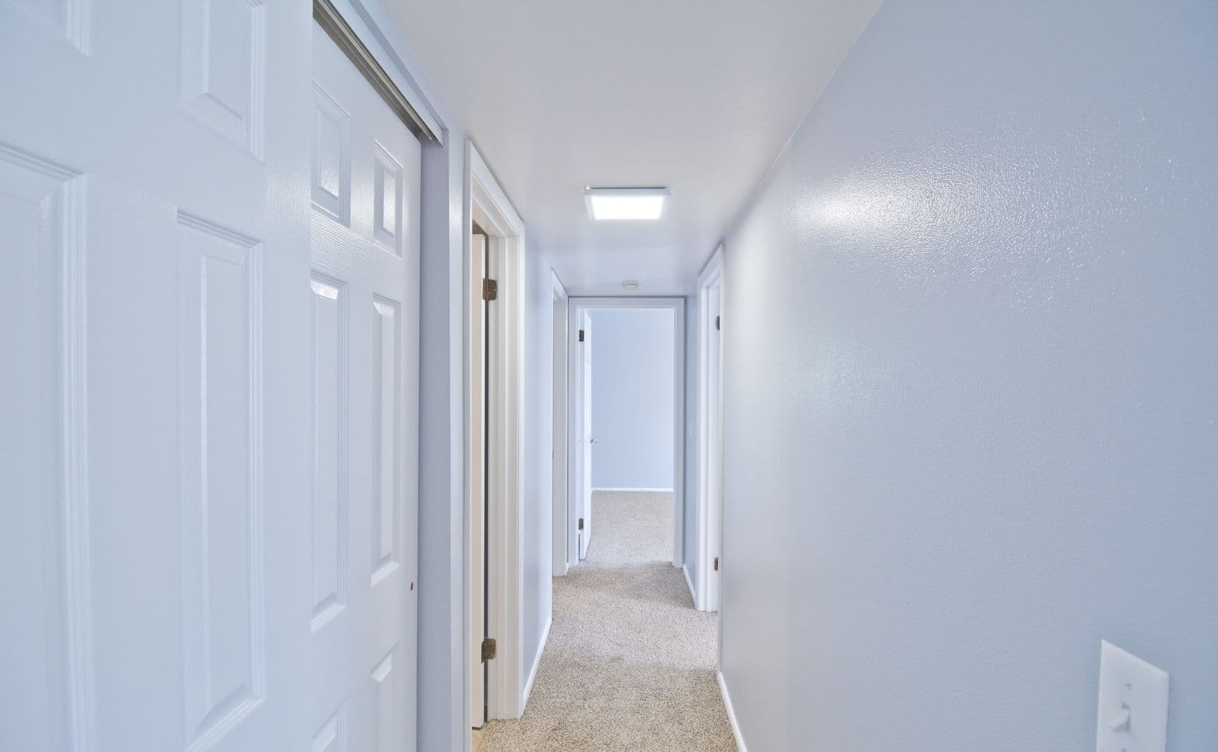 Edwardsville Apartment: 30 Devon Ct