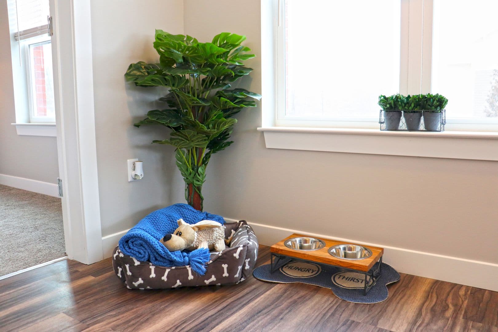 Edwardsville Apartment: 1010 Enclave Boulevard