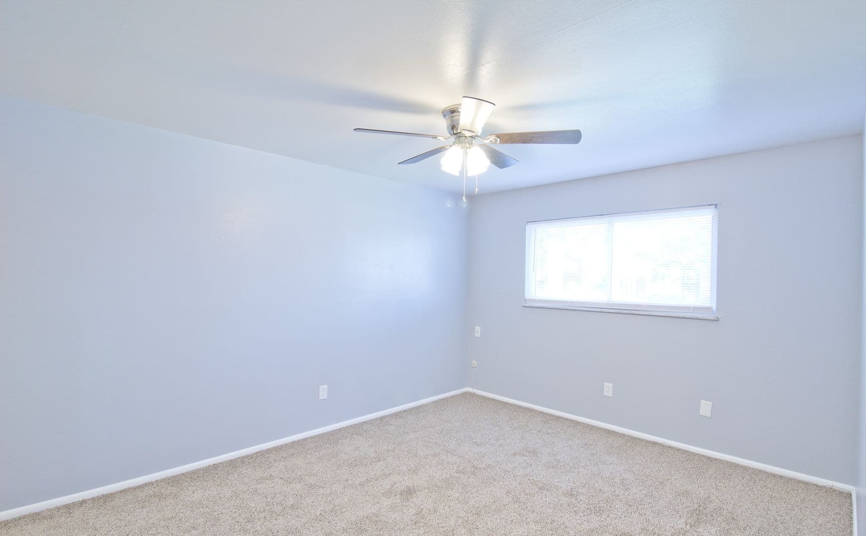Edwardsville Apartment: 30 Devon Ct