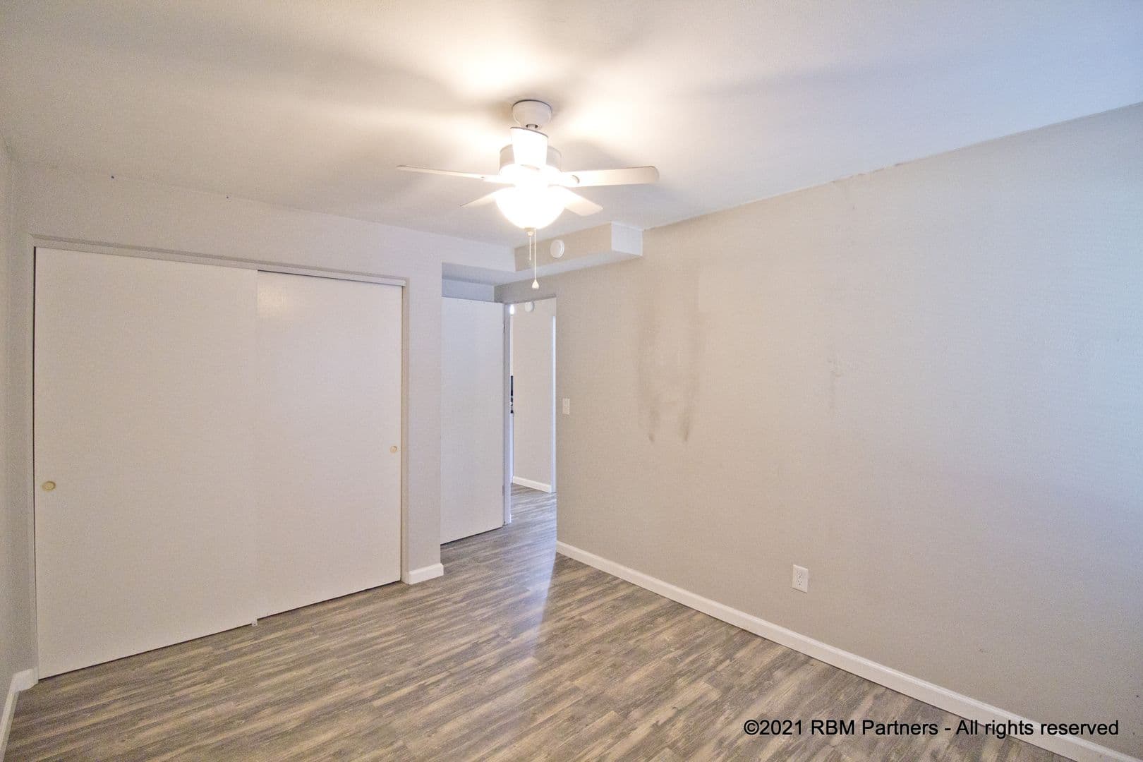 Edwardsville Apartment: 518 Hillsboro Ave
