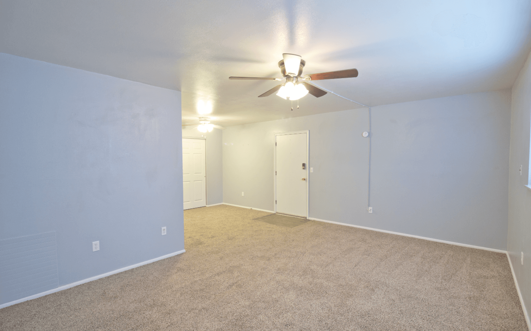 Edwardsville Apartment: 30 Devon Ct