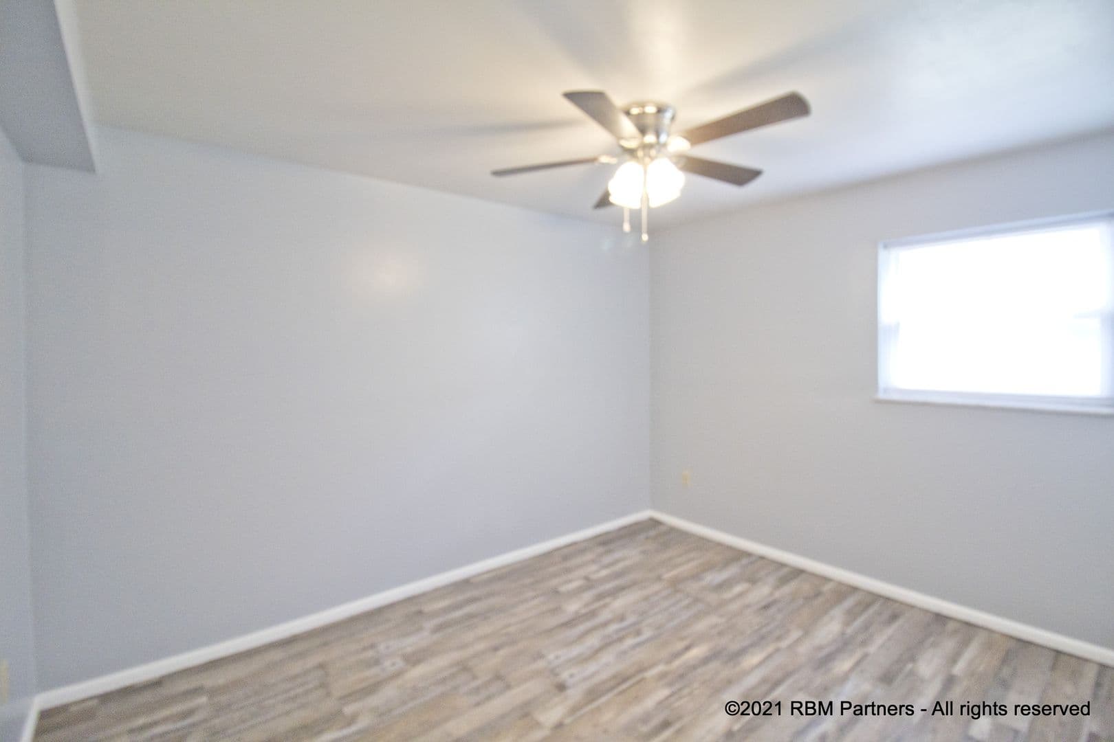Edwardsville Apartment: 30 Devon Ct