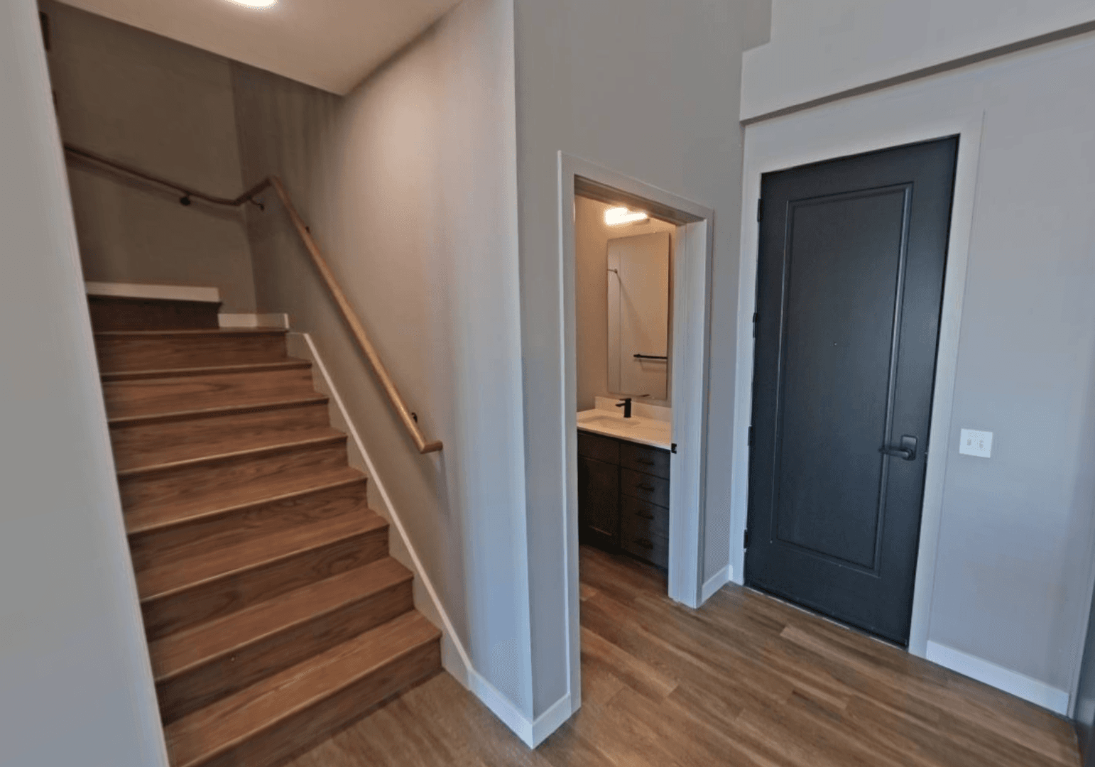 St Louis Apartment: 299 DeBaliviere Ave