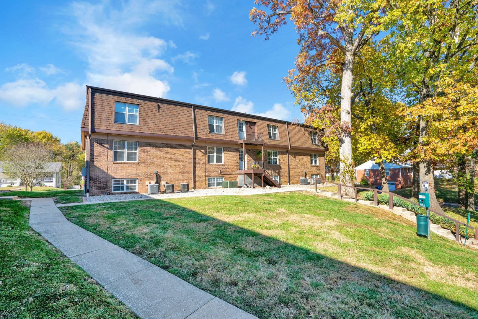 Edwardsville Apartment: 400-424 West Union St