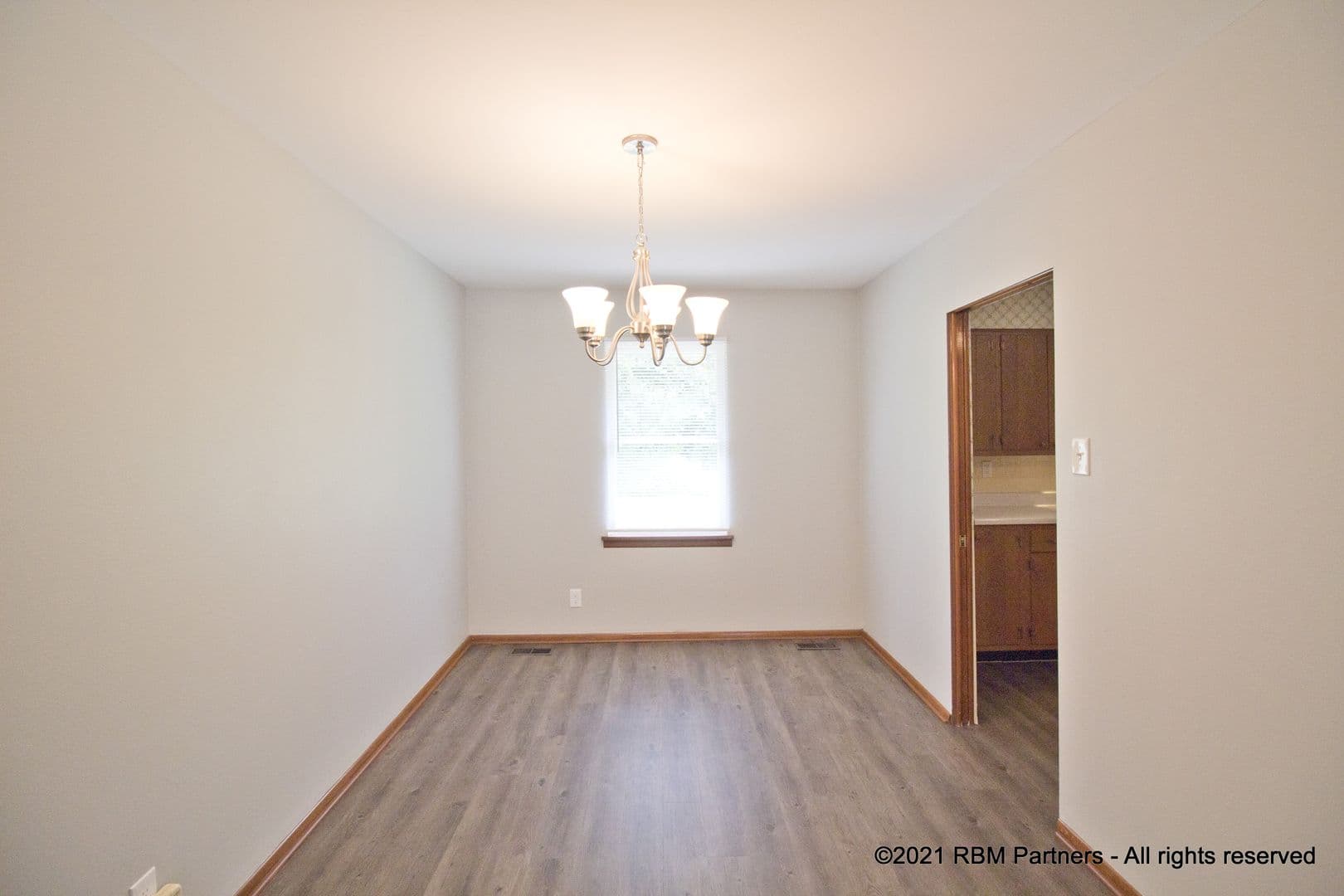 Edwardsville Apartment: 113 Abner Place