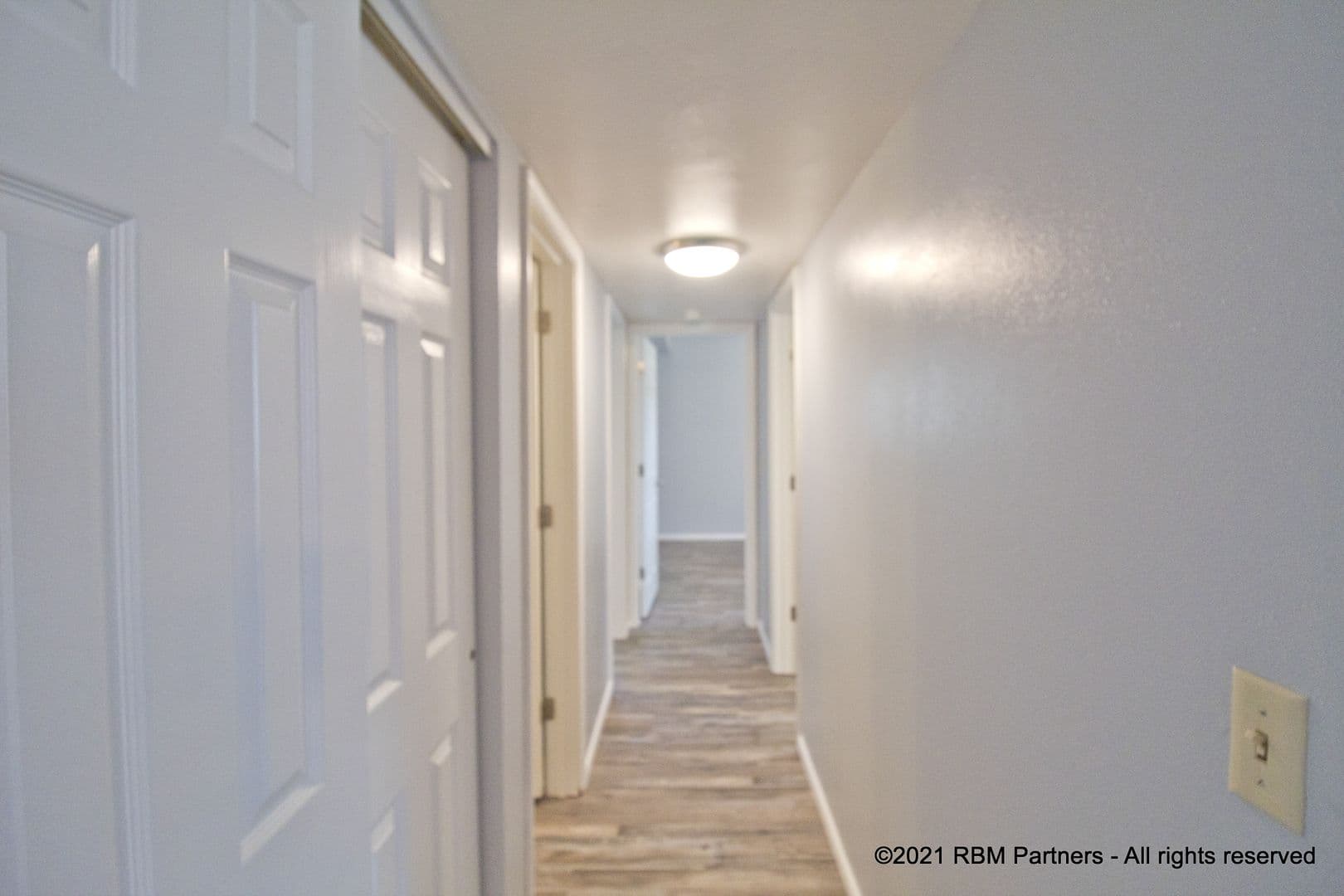 Edwardsville Apartment: 30 Devon Ct