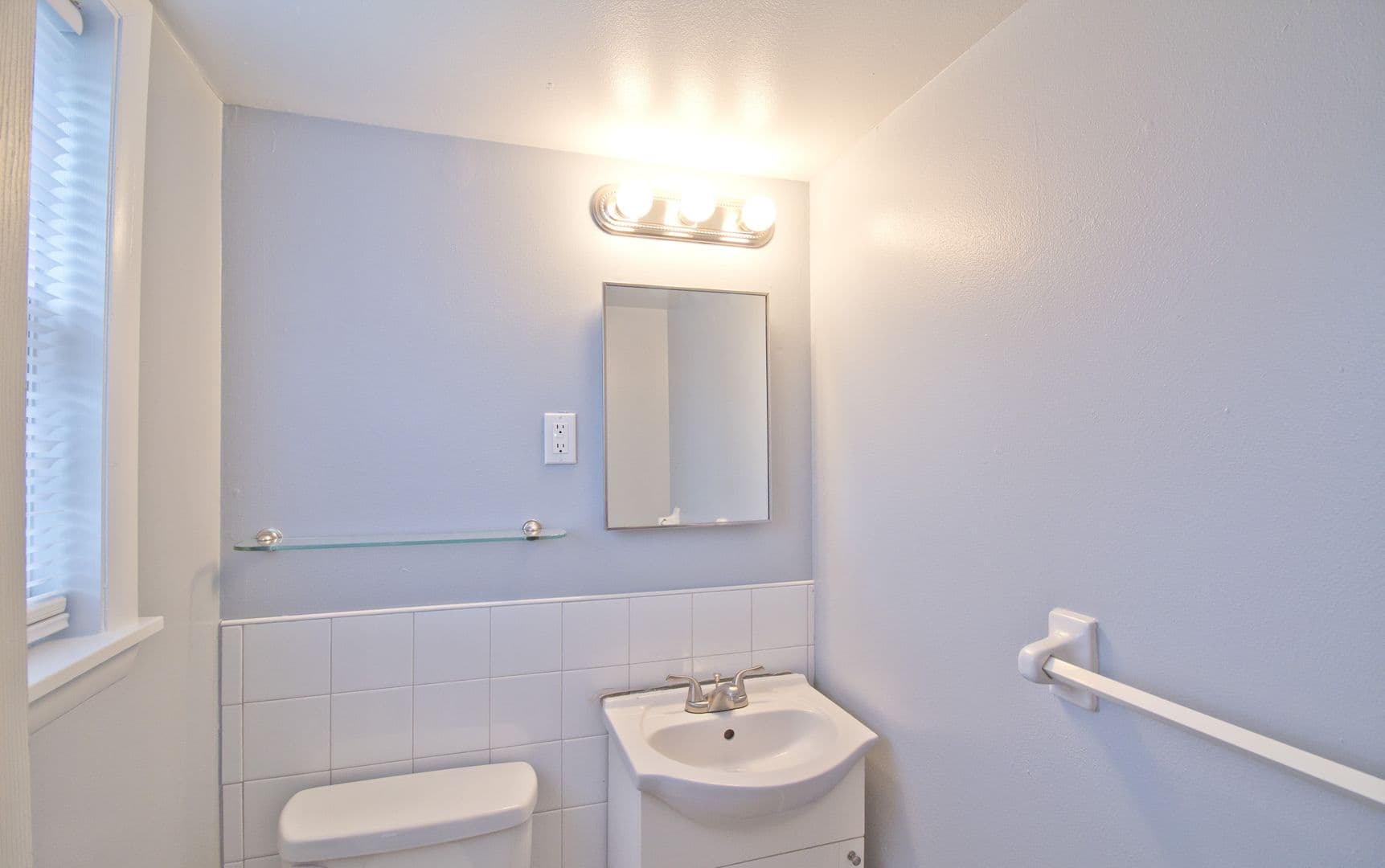 Edwardsville Apartment: 400-424 West Union St
