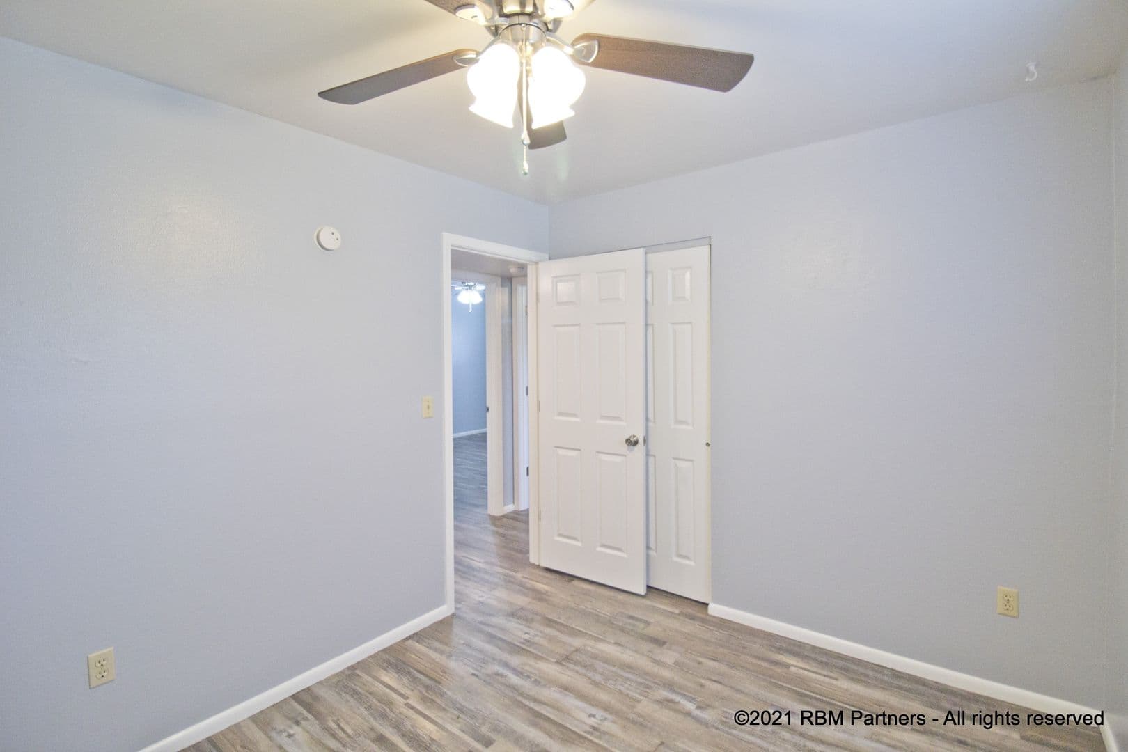 Edwardsville Apartment: 30 Devon Ct