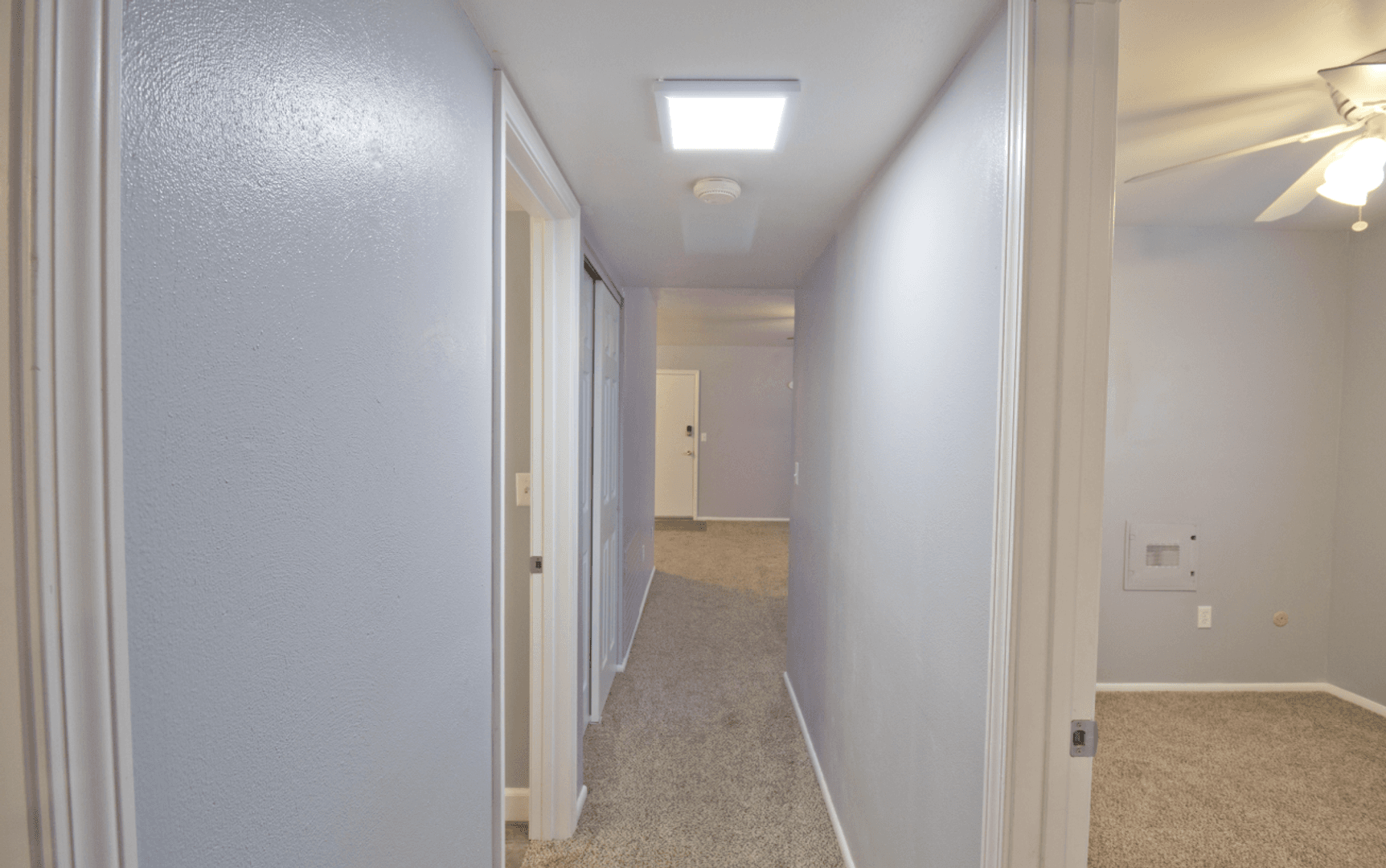 Edwardsville Apartment: 30 Devon Ct