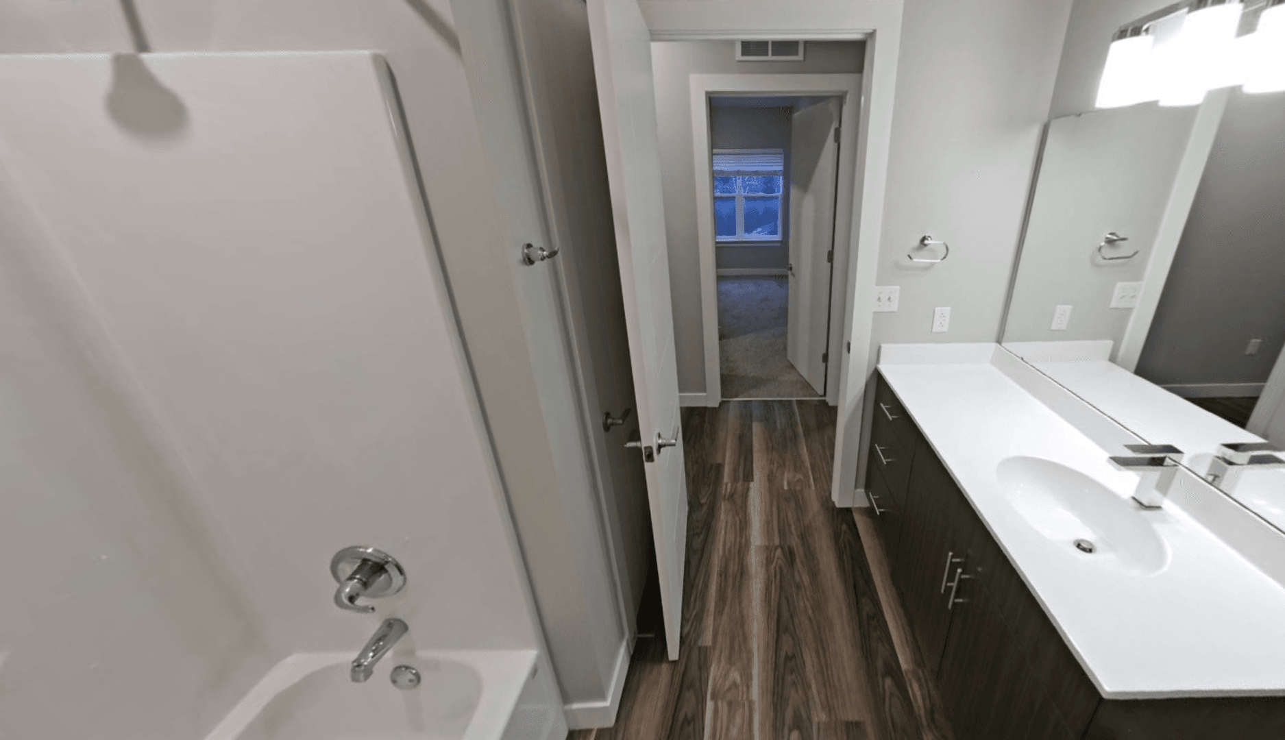 Edwardsville Apartment: 1010 Enclave Boulevard
