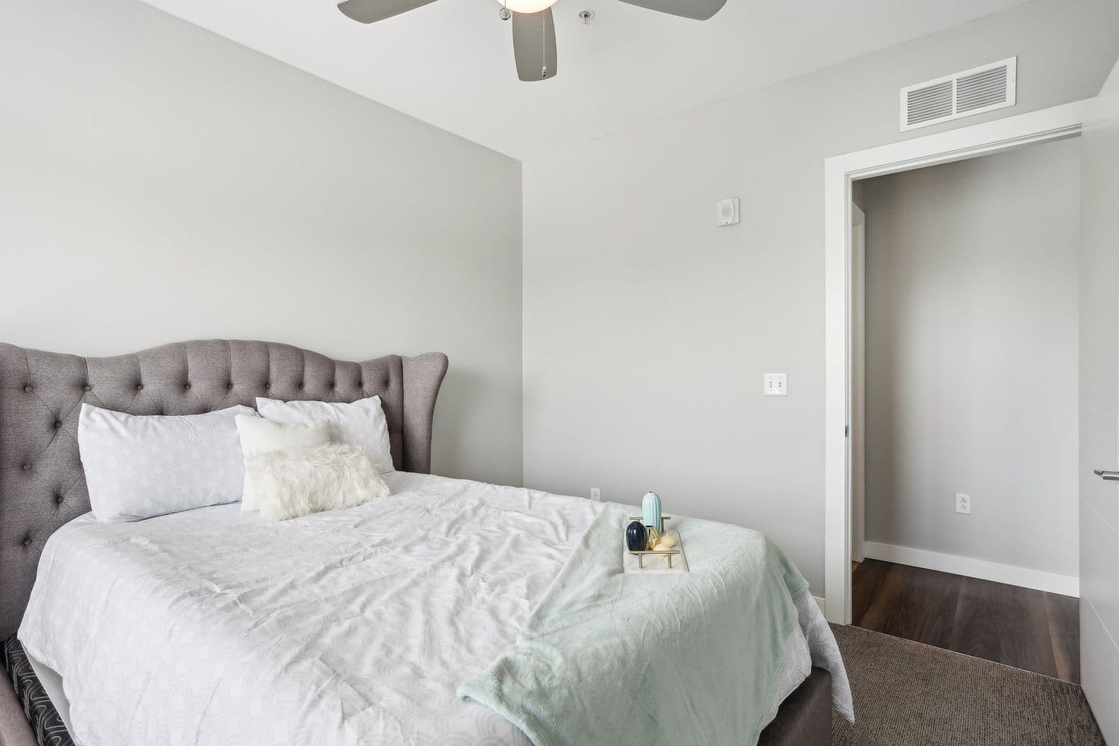 Edwardsville Apartment: 1010 Enclave Boulevard