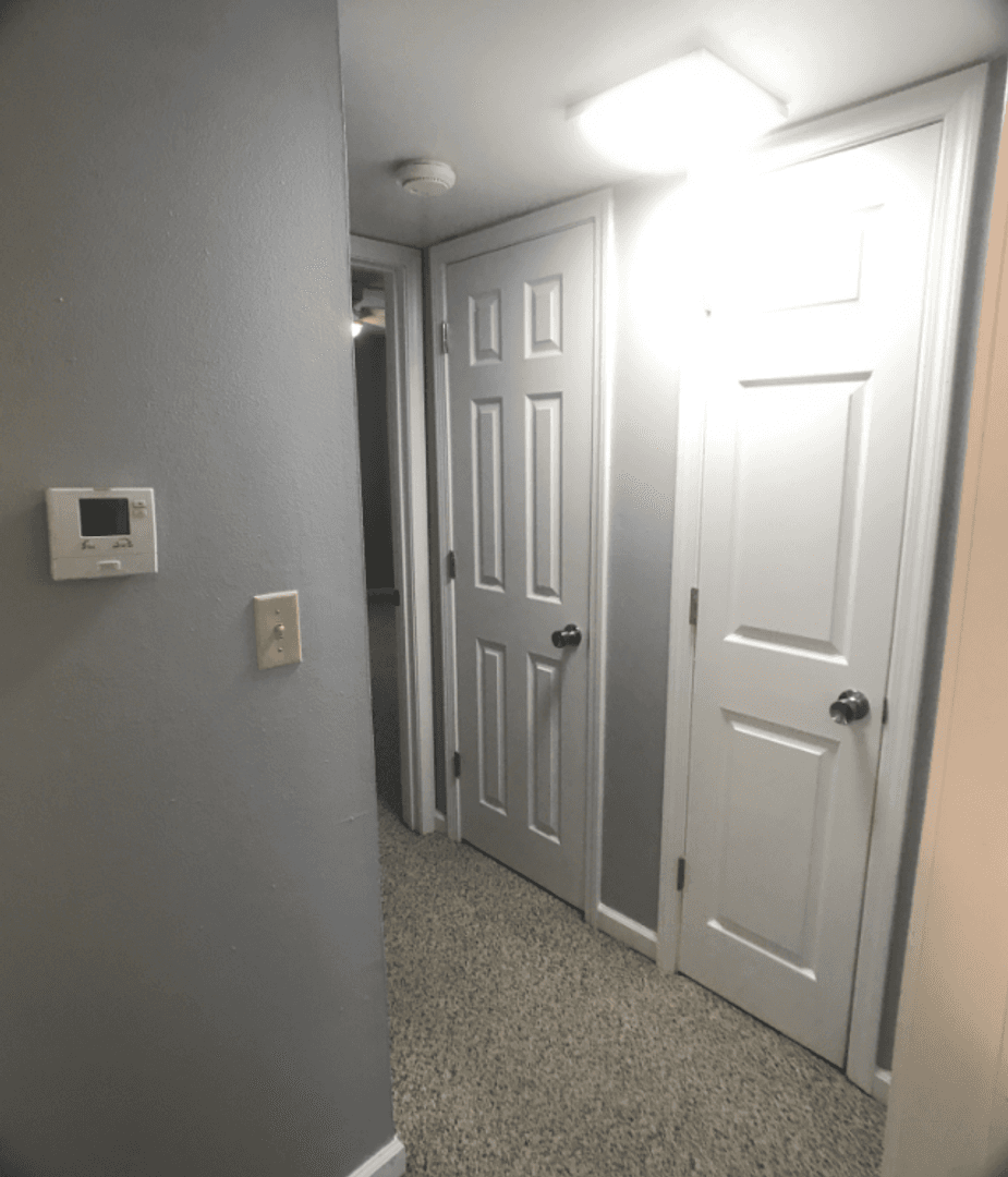 Edwardsville Apartment: 400-424 West Union St