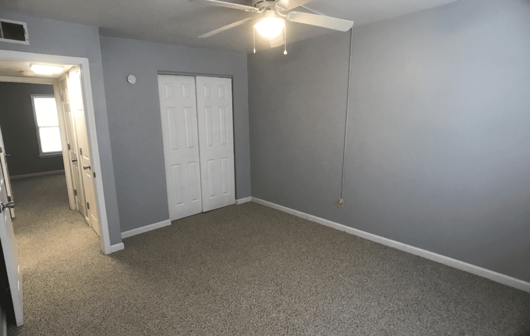 Edwardsville Apartment: 400-424 West Union St
