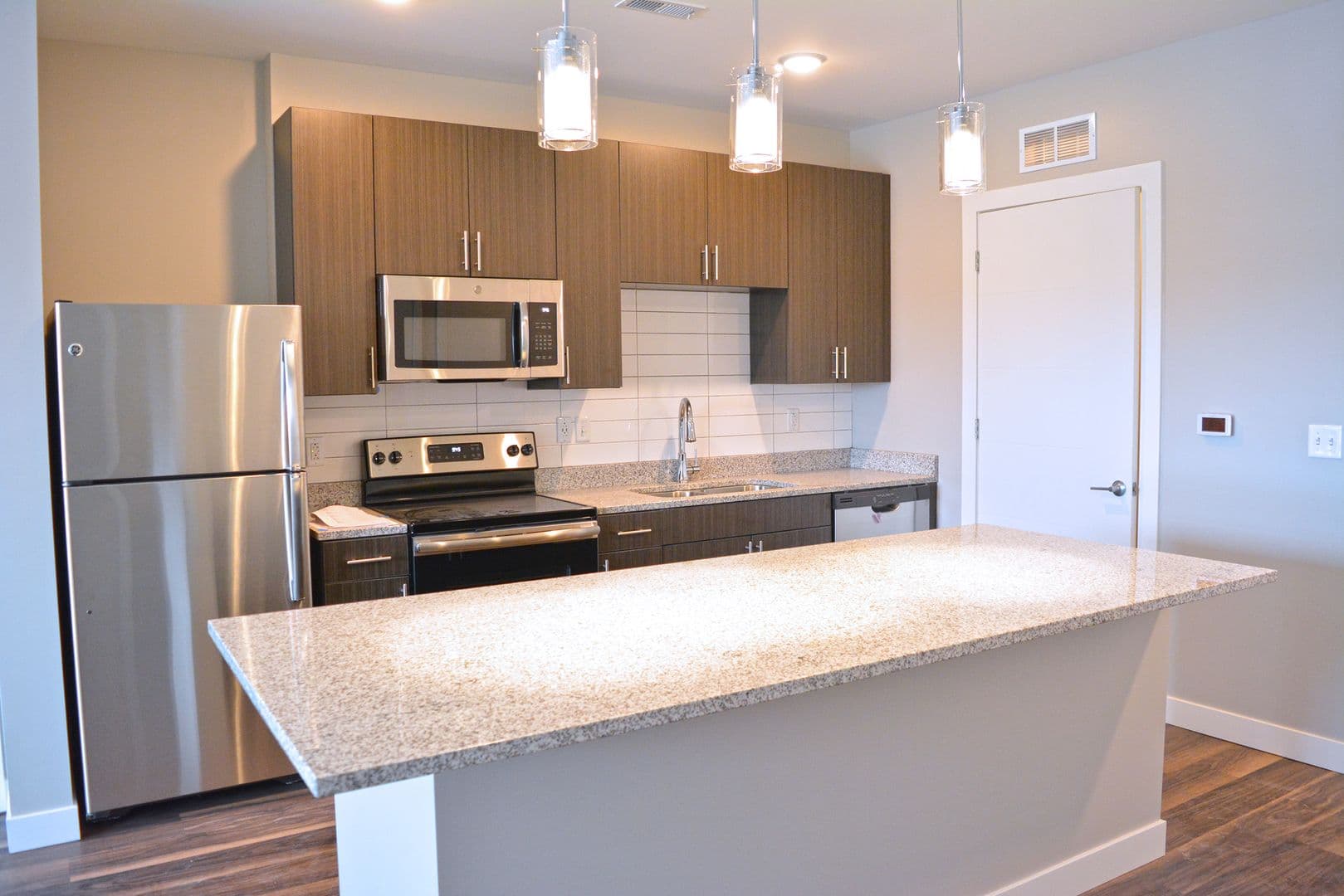Edwardsville Apartment: 1010 Enclave Boulevard
