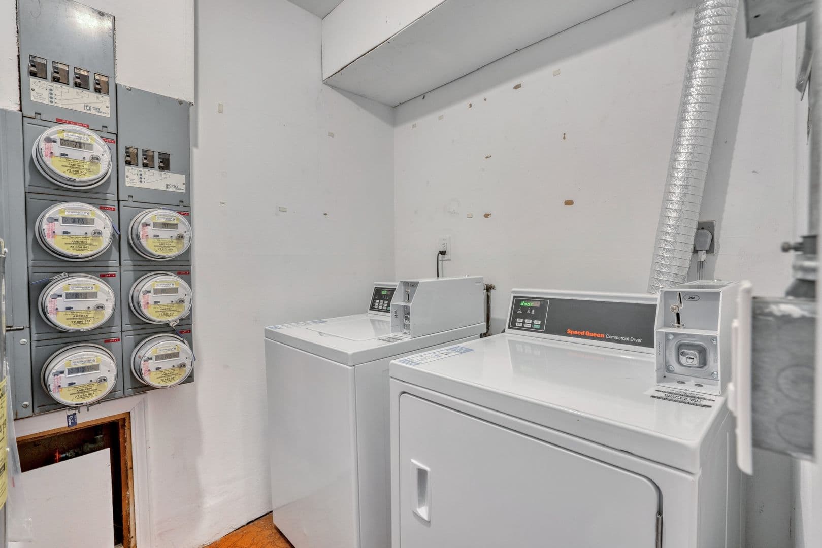Edwardsville Apartment: 400-424 West Union St