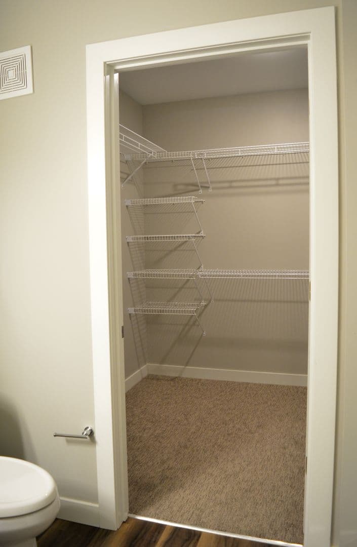 Edwardsville Apartment: 1010 Enclave Boulevard