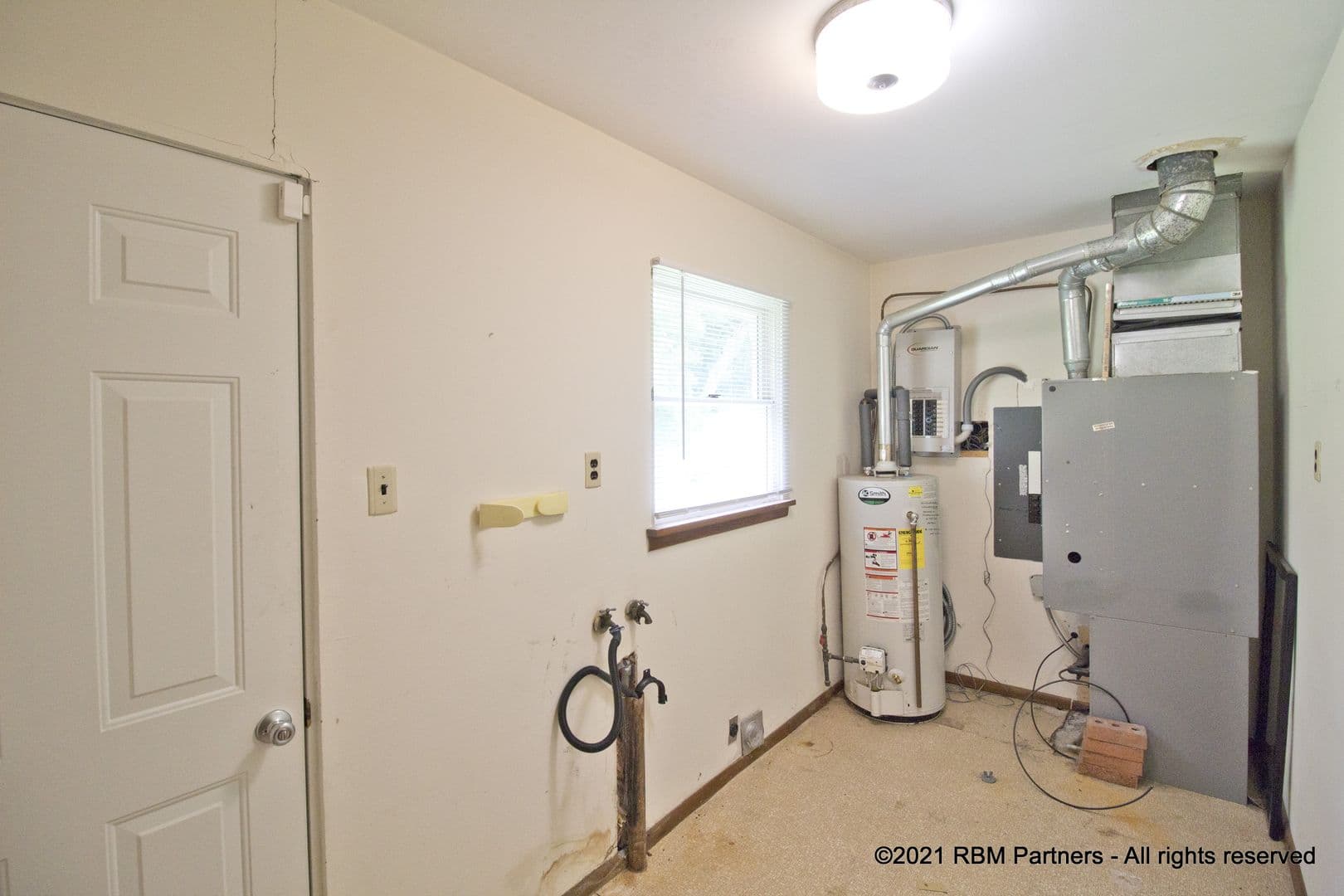 Edwardsville Apartment: 113 Abner Place