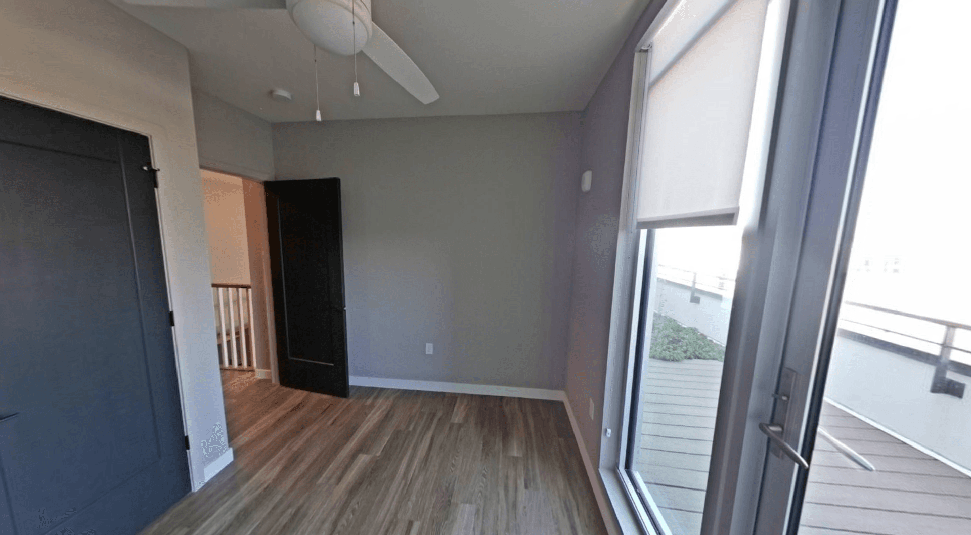 St Louis Apartment: 299 DeBaliviere Ave