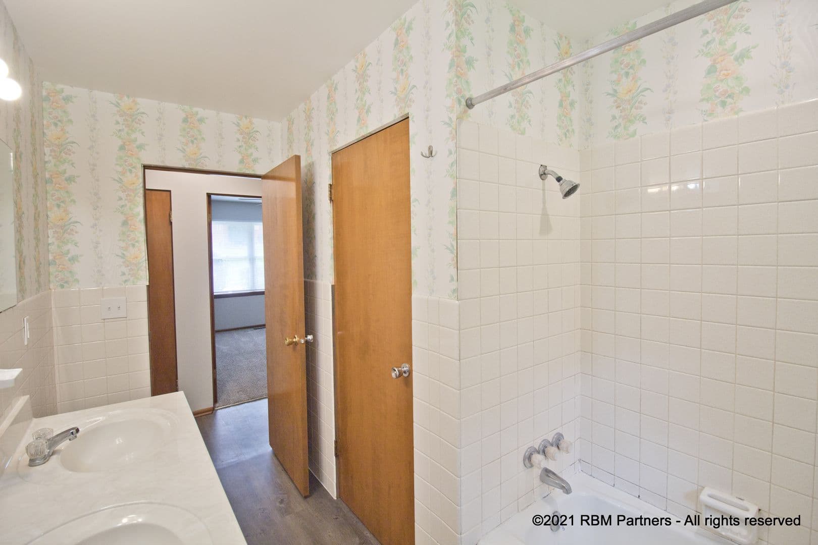 Edwardsville Apartment: 113 Abner Place