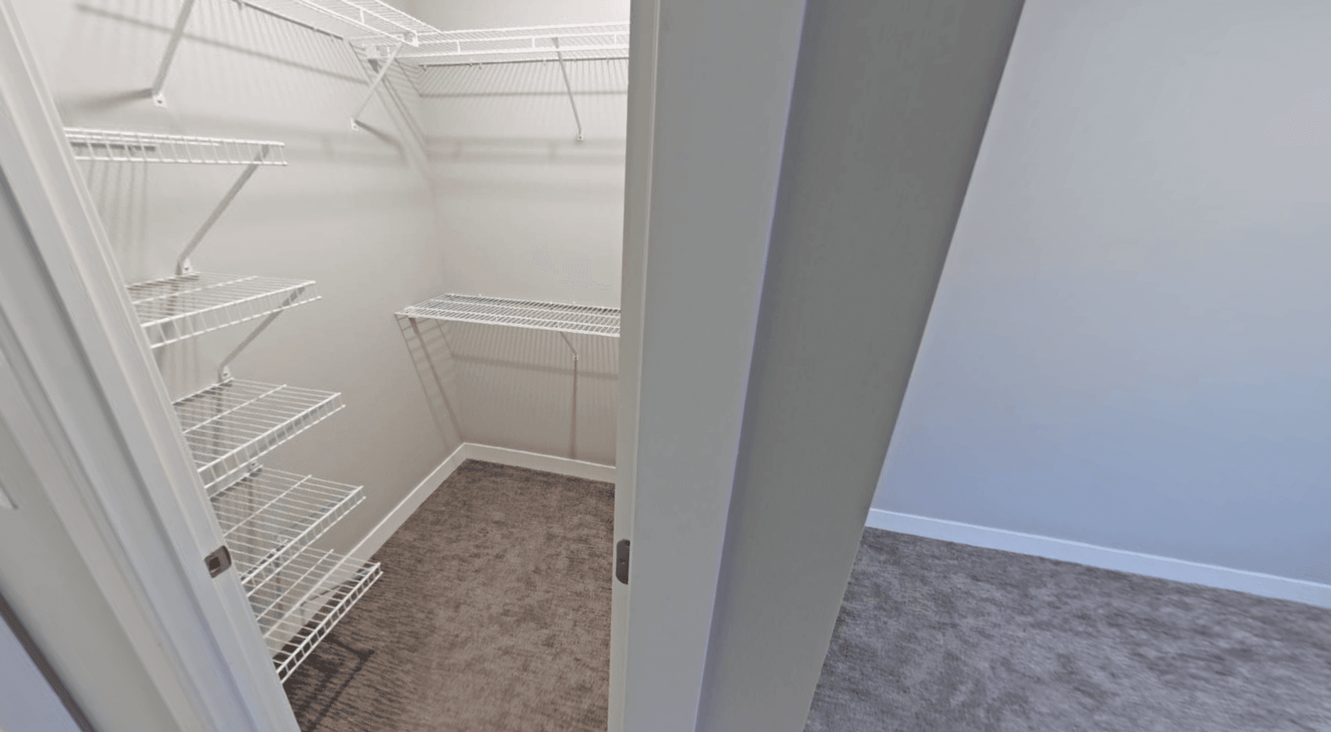 Edwardsville Apartment: 1010 Enclave Boulevard
