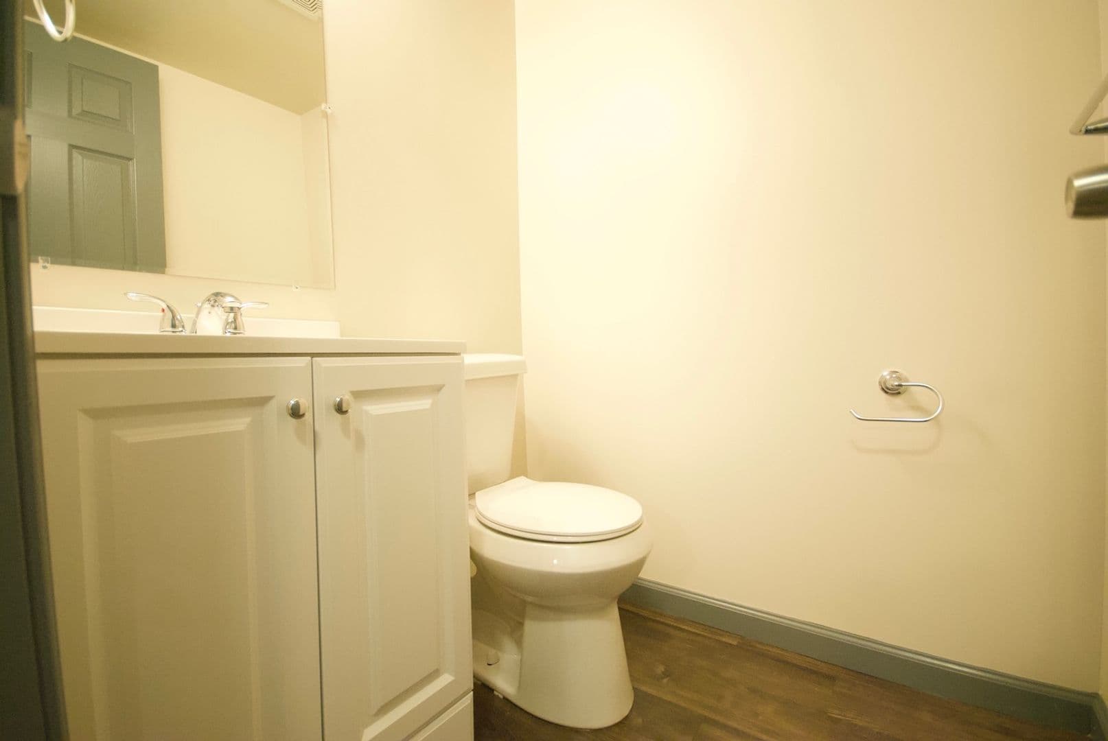 Florissant Apartment: 2990 Santiago Drive