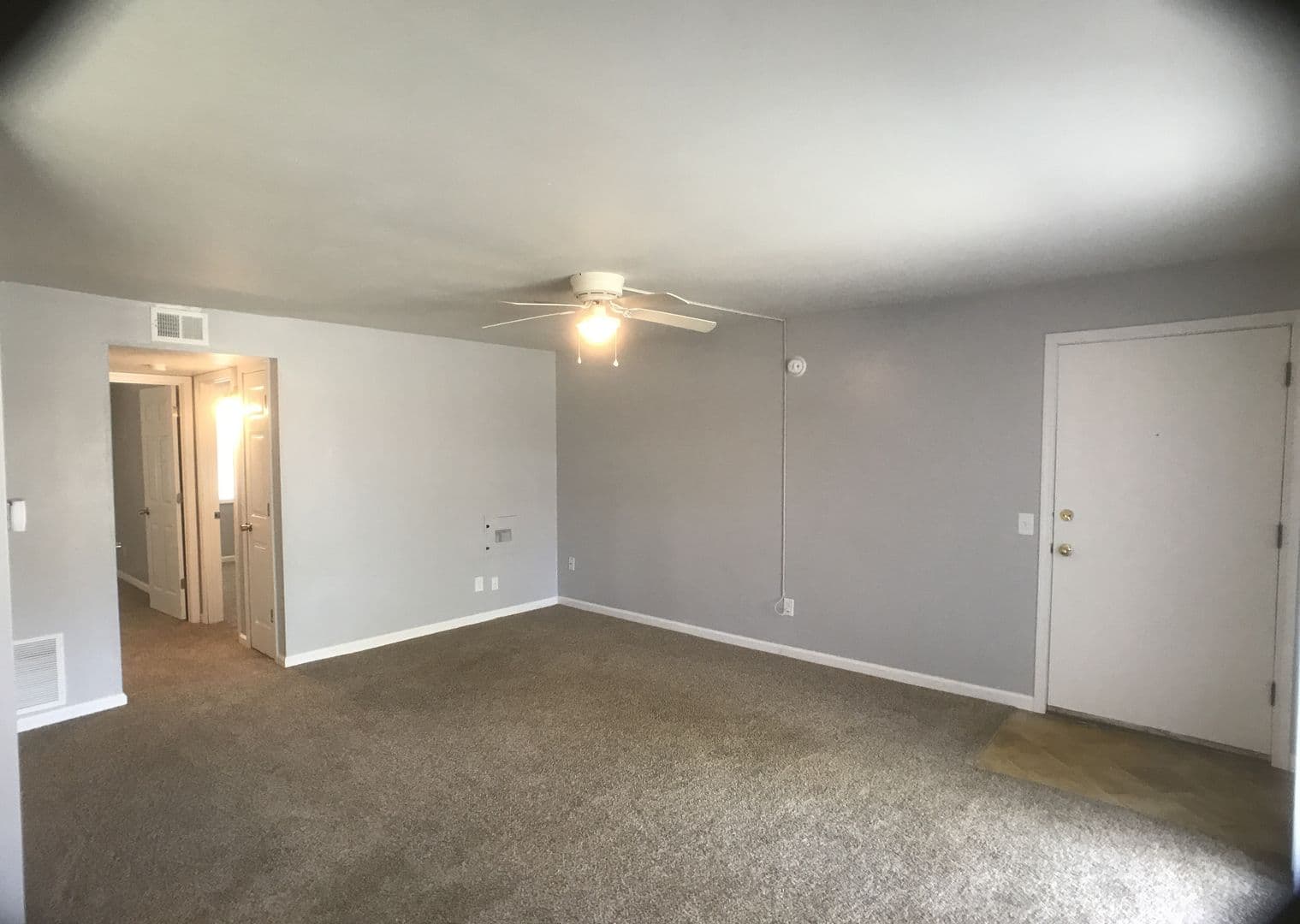 Edwardsville Apartment: 40 Devon Ct
