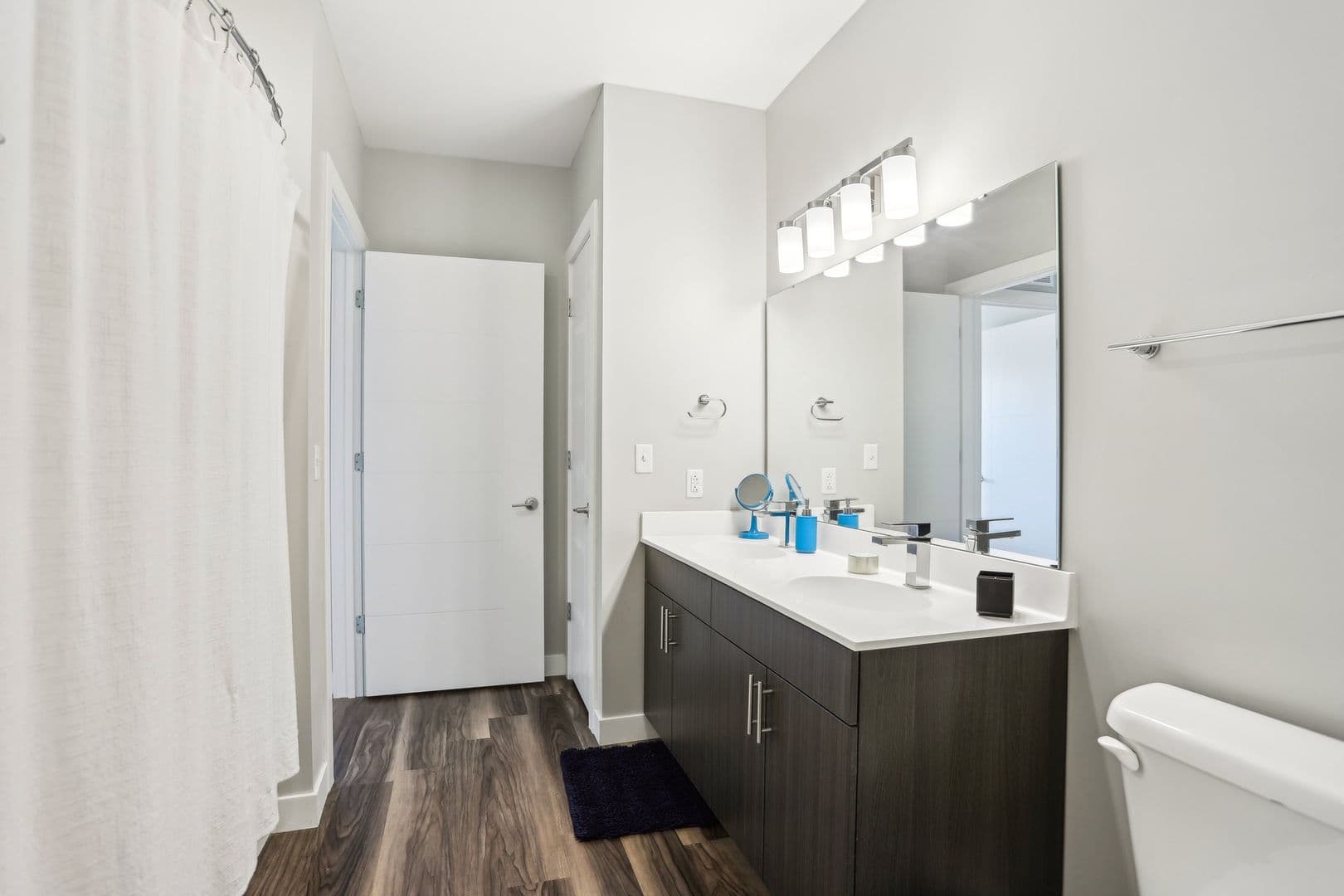 Edwardsville Apartment: 1010 Enclave Boulevard