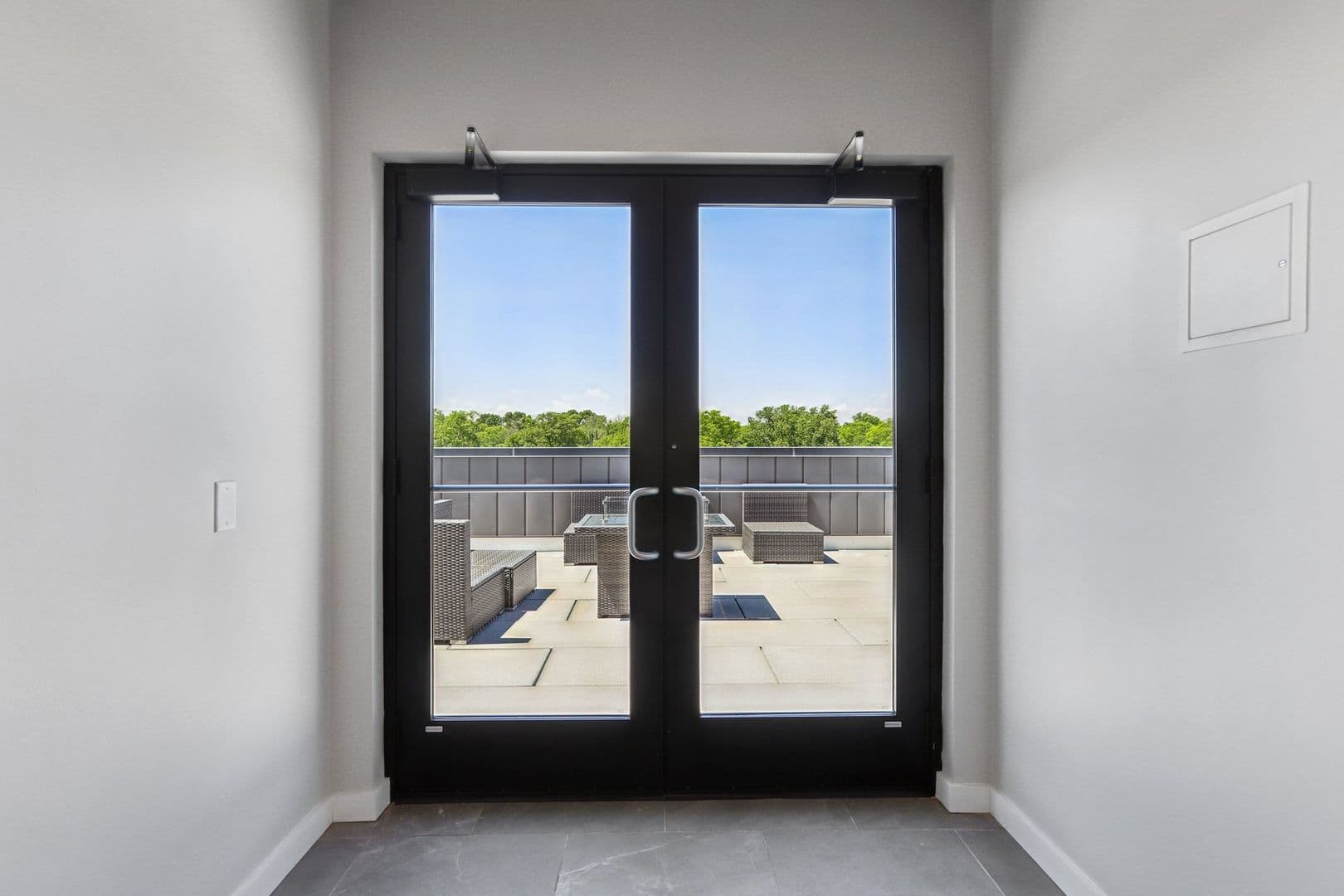Edwardsville Apartment: 420 N Main