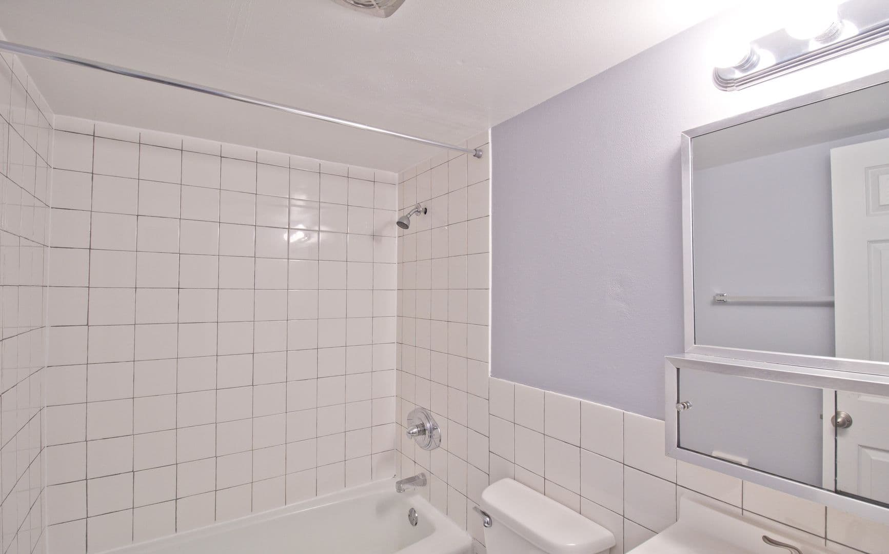Edwardsville Apartment: 400-424 West Union St