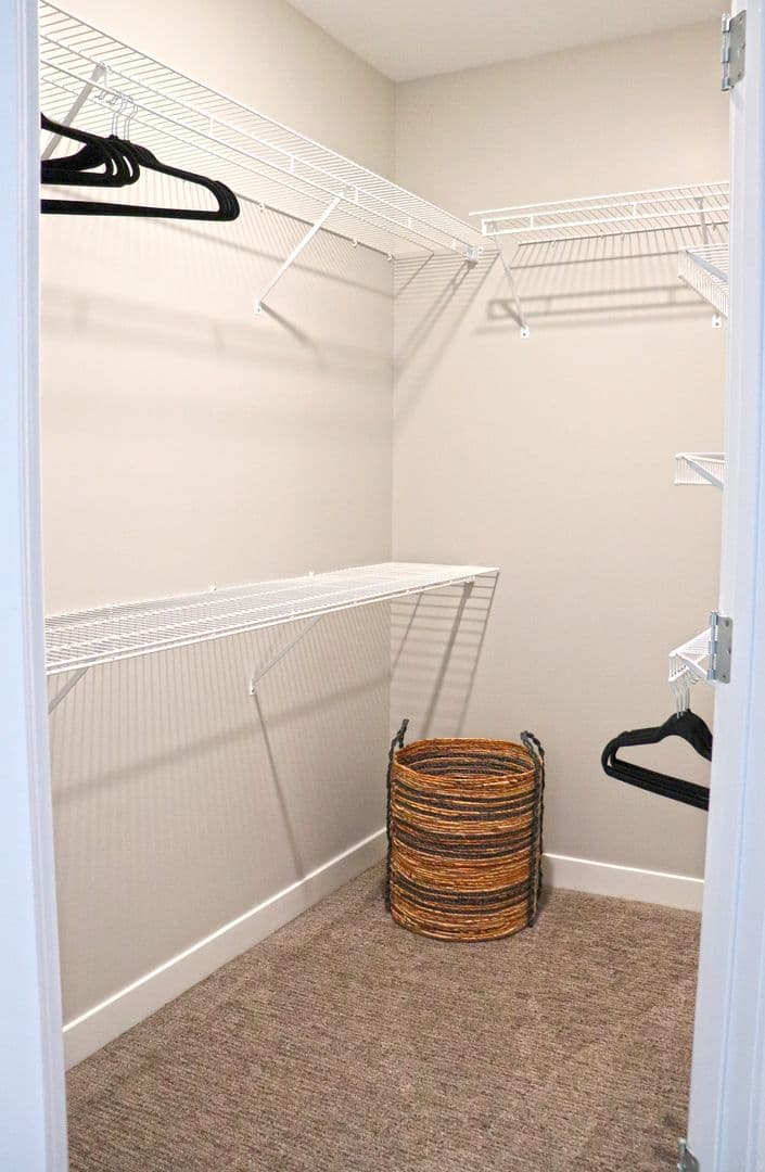 Edwardsville Apartment: 1010 Enclave Boulevard