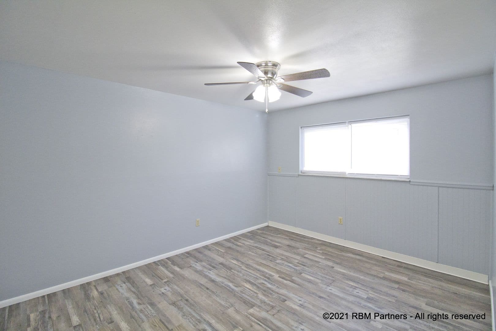 Edwardsville Apartment: 30 Devon Ct