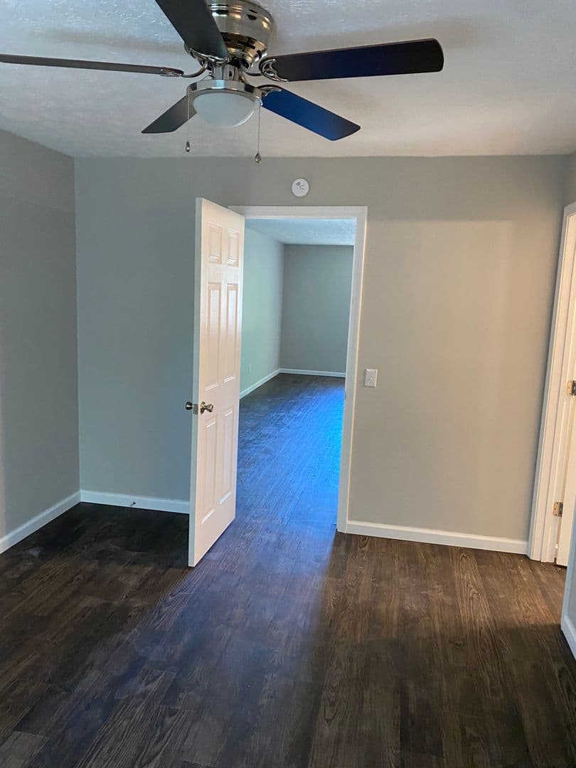 Edwardsville Apartment: 89 Devon Ct