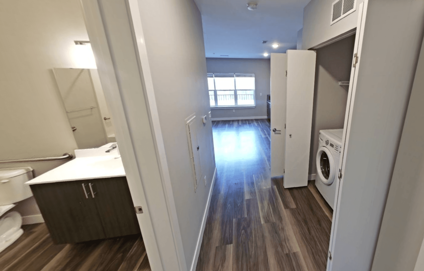 Edwardsville Apartment: 1010 Enclave Boulevard