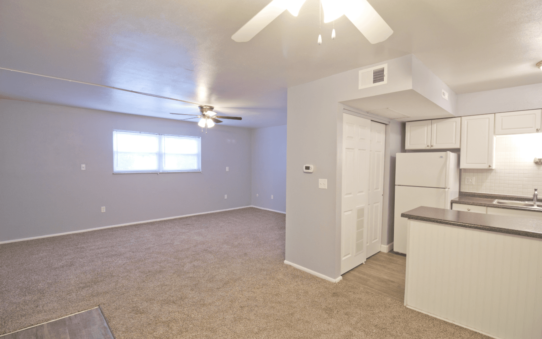 Edwardsville Apartment: 30 Devon Ct
