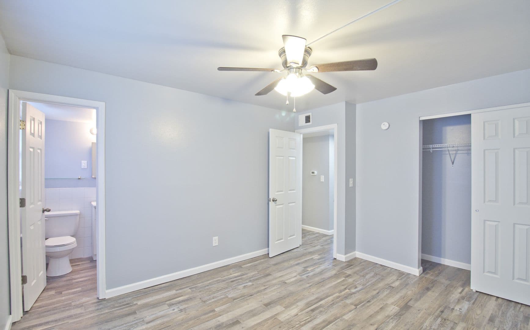 Edwardsville Apartment: 400-424 West Union St