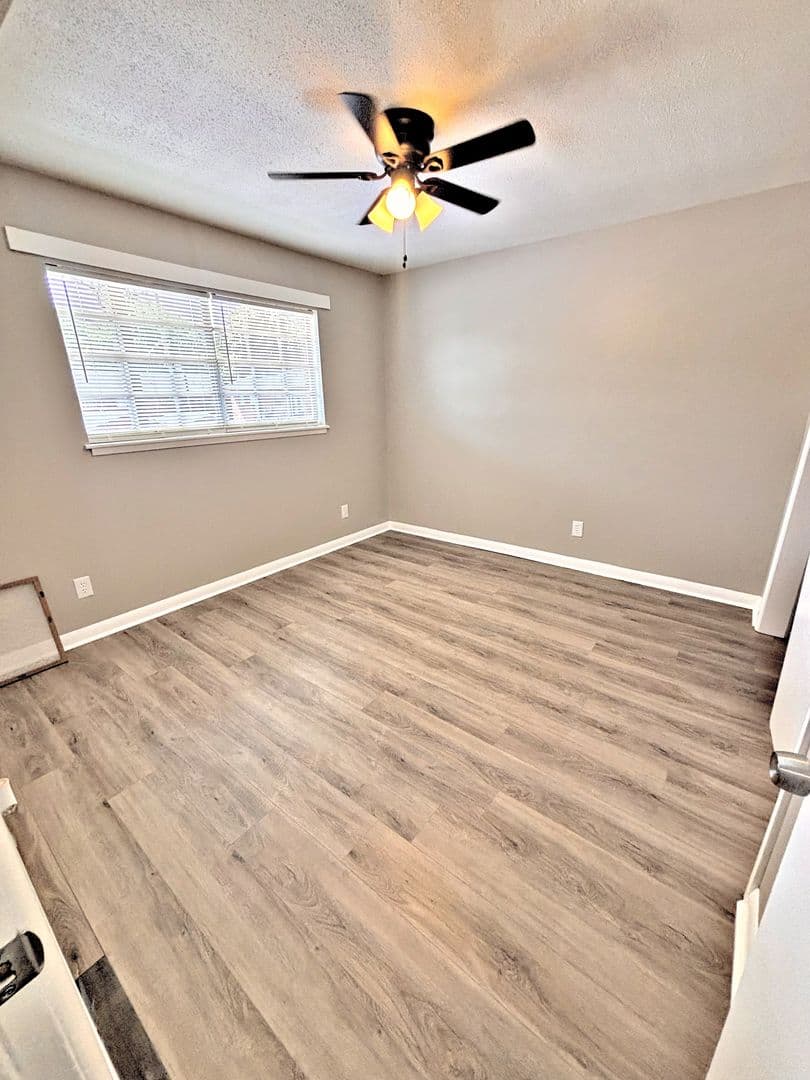 Decatur Apartment: 1213 - 1221 North Street SE