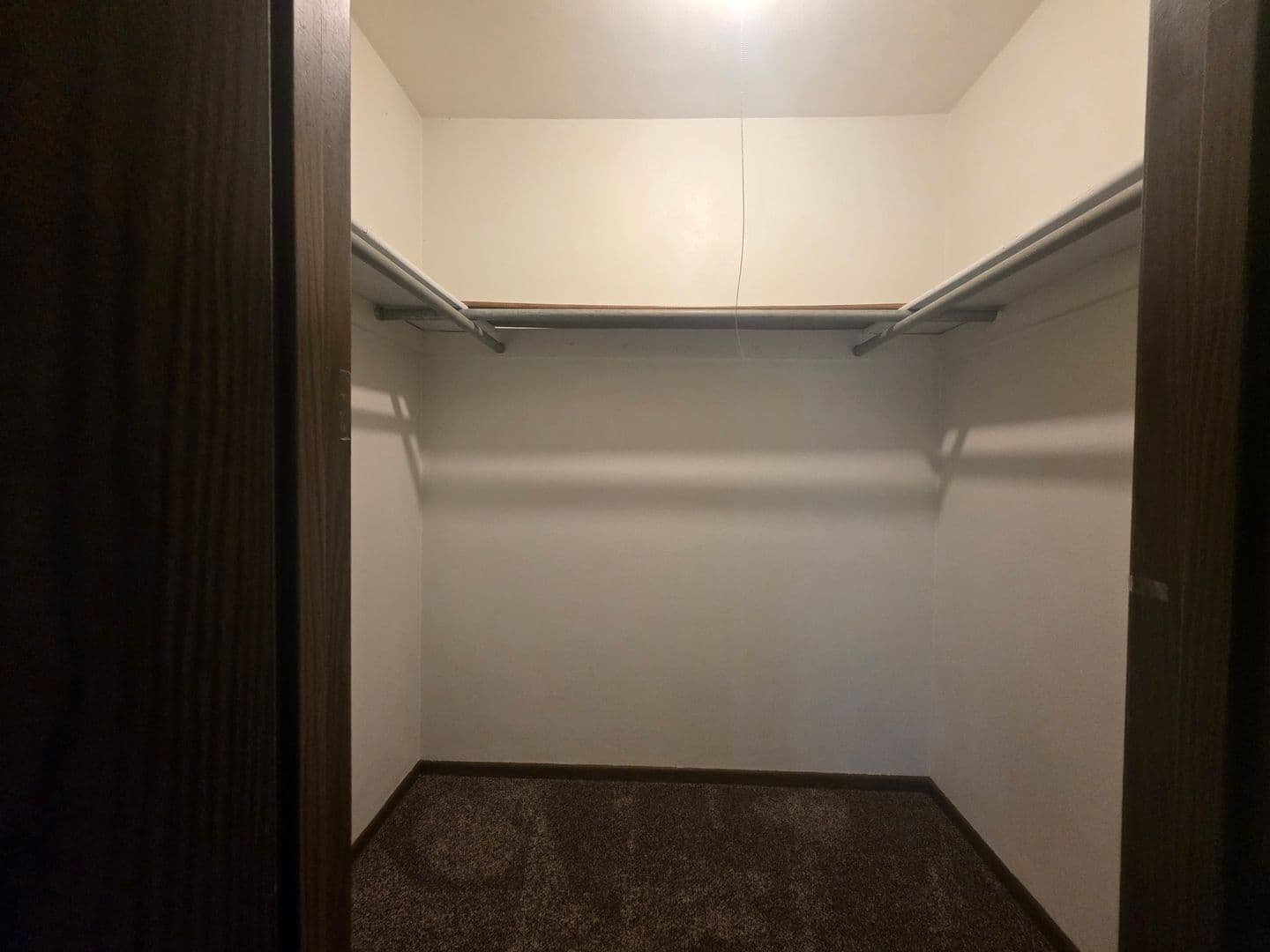Waterloo Apartment: 3609 Joan Dr.